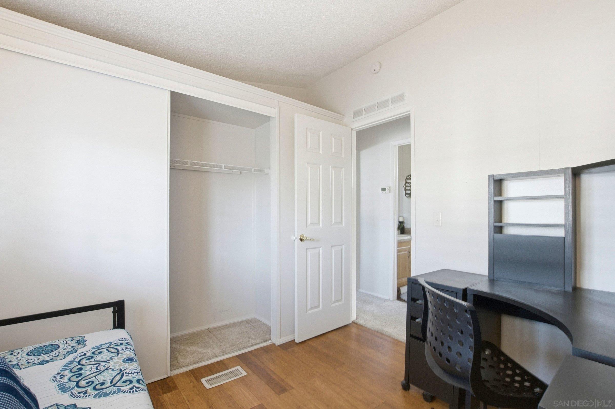 Detail Gallery Image 23 of 28 For 6460  Convoy Ct.  #46,  San Diego,  CA 92117 - 2 Beds | 2 Baths
