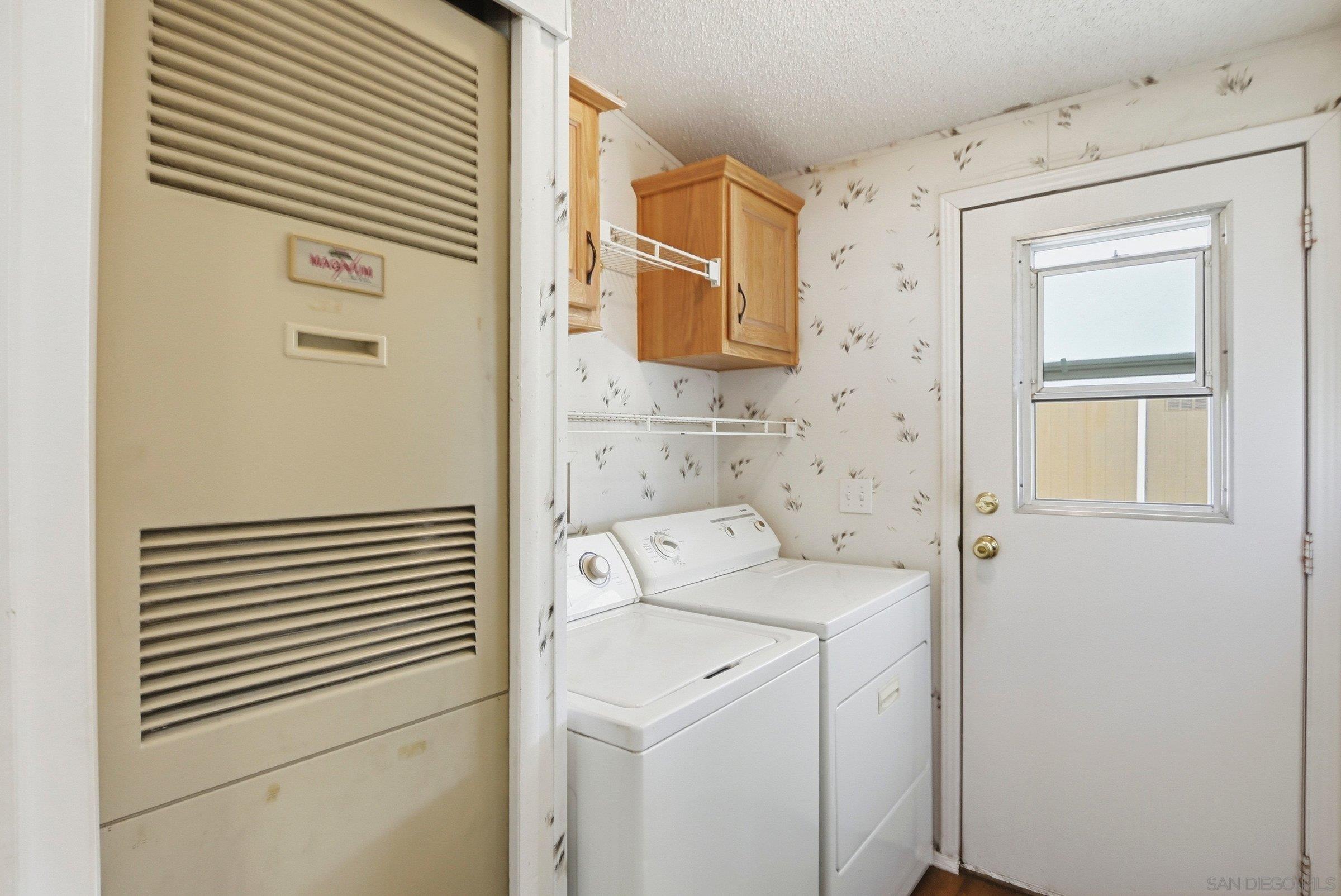 Detail Gallery Image 26 of 28 For 6460  Convoy Ct.  #46,  San Diego,  CA 92117 - 2 Beds | 2 Baths