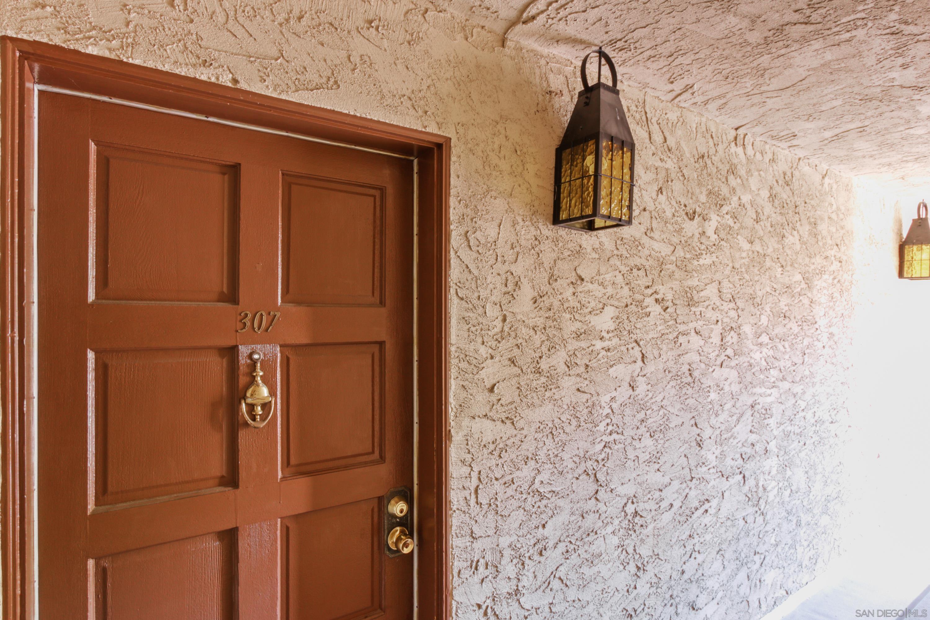 Detail Gallery Image 2 of 11 For 5718  Ravenspur Dr  #307,  Rancho Palos Verdes,  CA 90275 - 2 Beds | 2 Baths