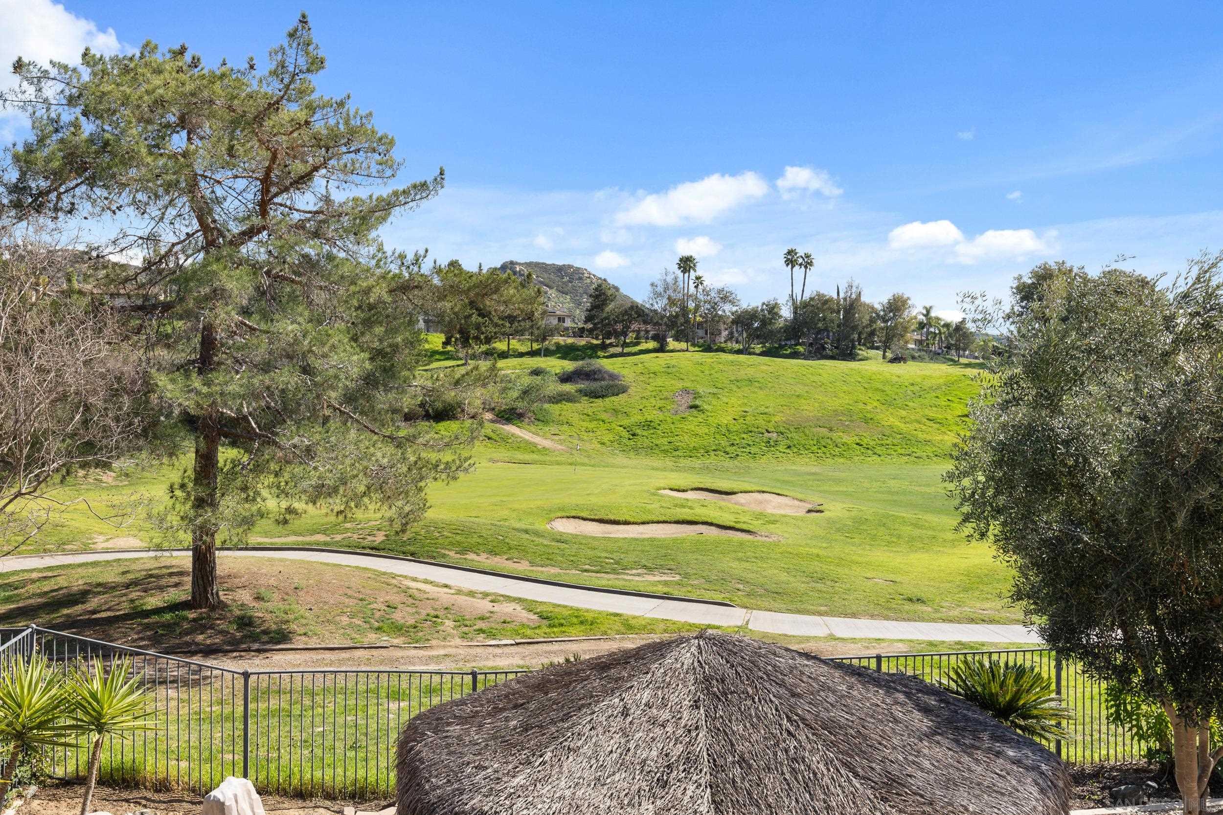 Detail Gallery Image 19 of 30 For 3133  Amberwood Ln, Escondido,  CA 92027 - 3 Beds | 3 Baths