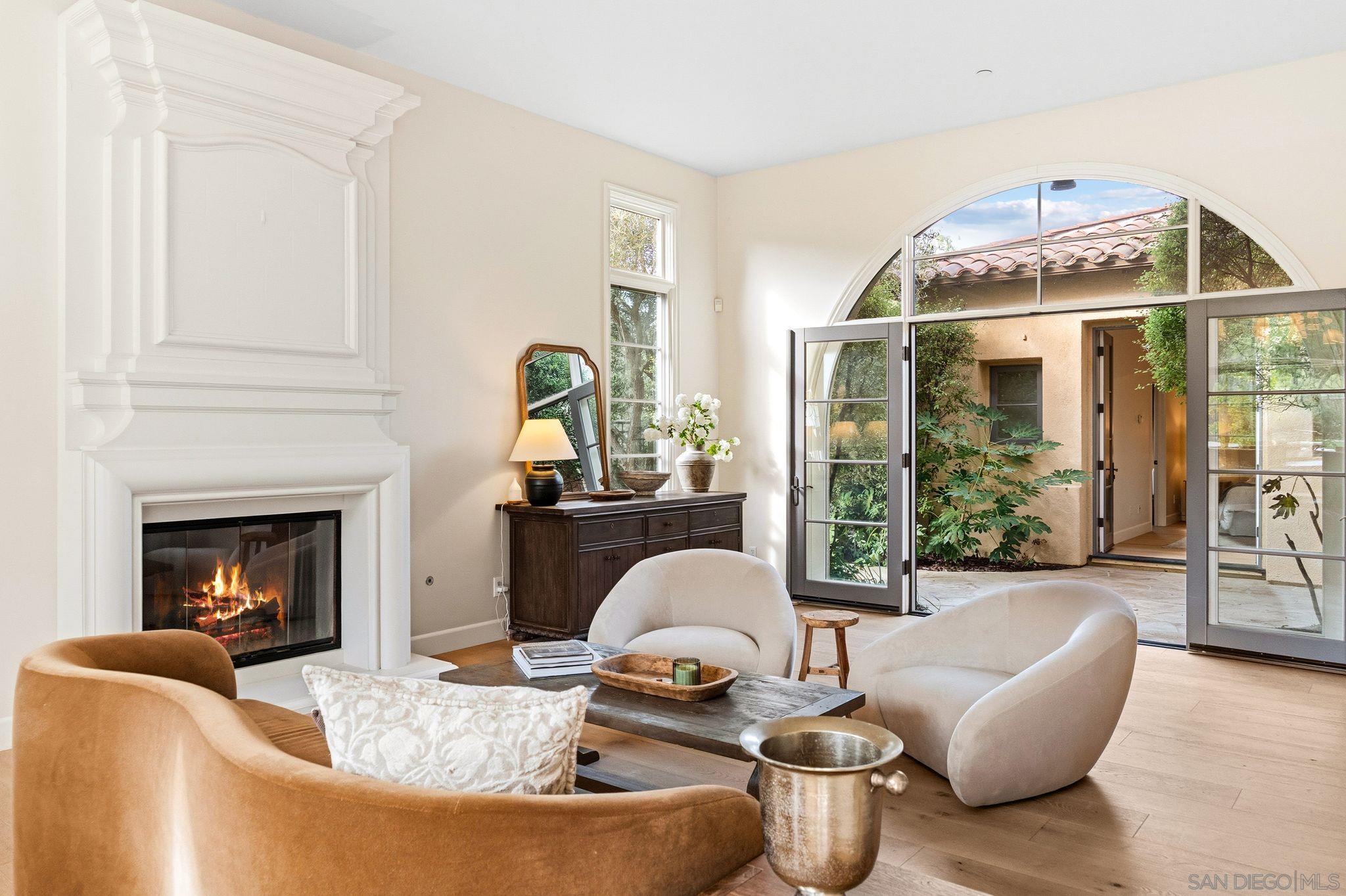 Detail Gallery Image 7 of 33 For 8308  Top O the Morning Way, San Diego,  CA 92127 - 5 Beds | 5/1 Baths