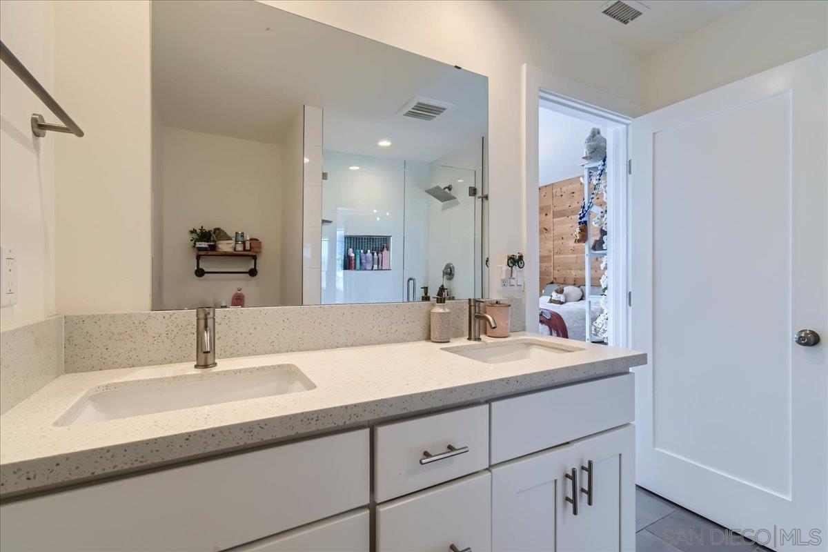 Detail Gallery Image 31 of 38 For 3503  Quimby, San Diego,  CA 92106 - 4 Beds | 3 Baths