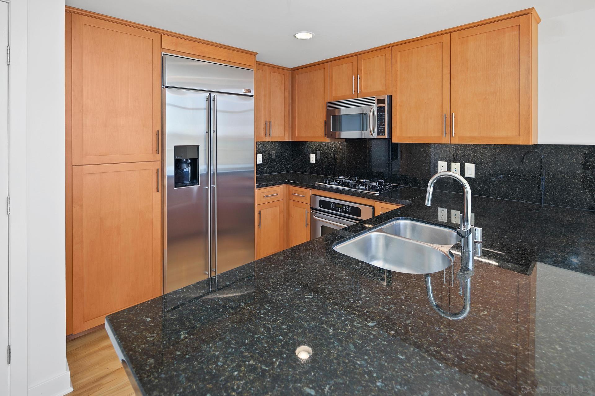 Detail Gallery Image 5 of 22 For 3812  Park Blvd  301, San Diego,  CA 92103 - 1 Beds | 1 Baths