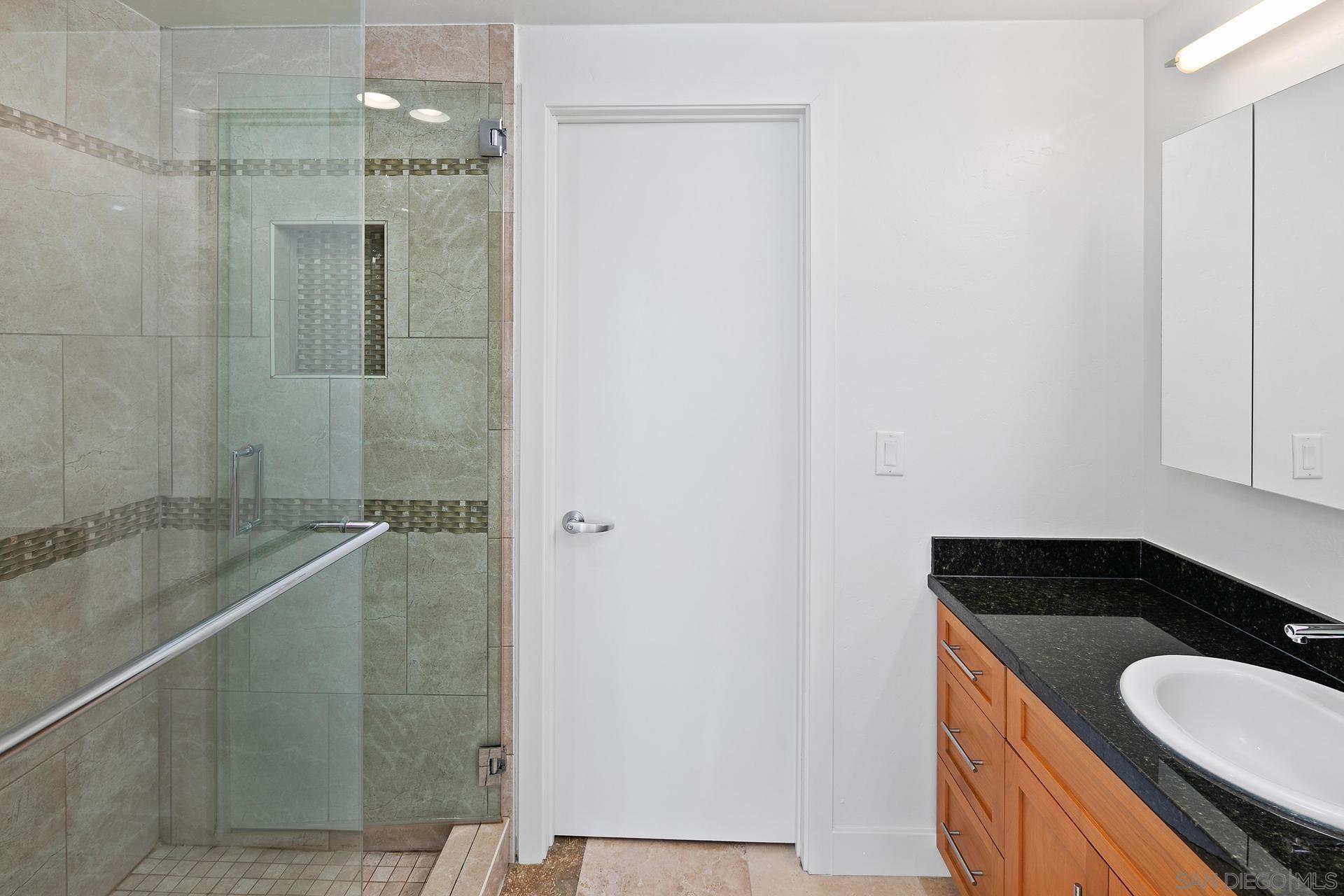Detail Gallery Image 6 of 22 For 3812  Park Blvd  301, San Diego,  CA 92103 - 1 Beds | 1 Baths
