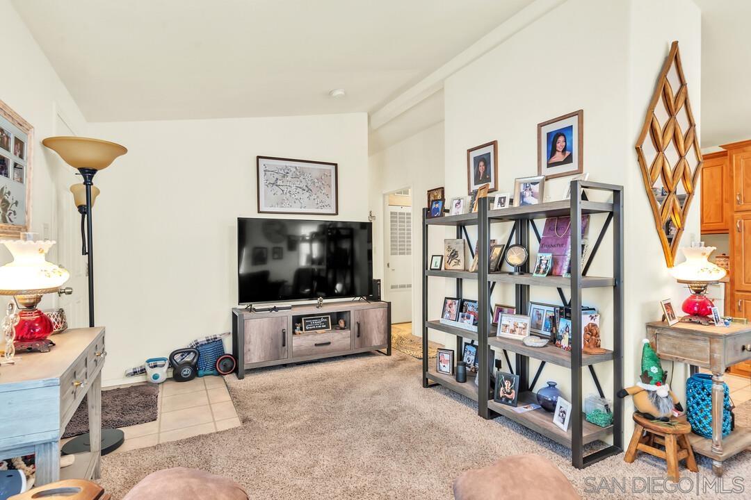 Detail Gallery Image 4 of 25 For 677  G St  Spc 51,  Chula Vista,  CA 91910 - 2 Beds | 2 Baths