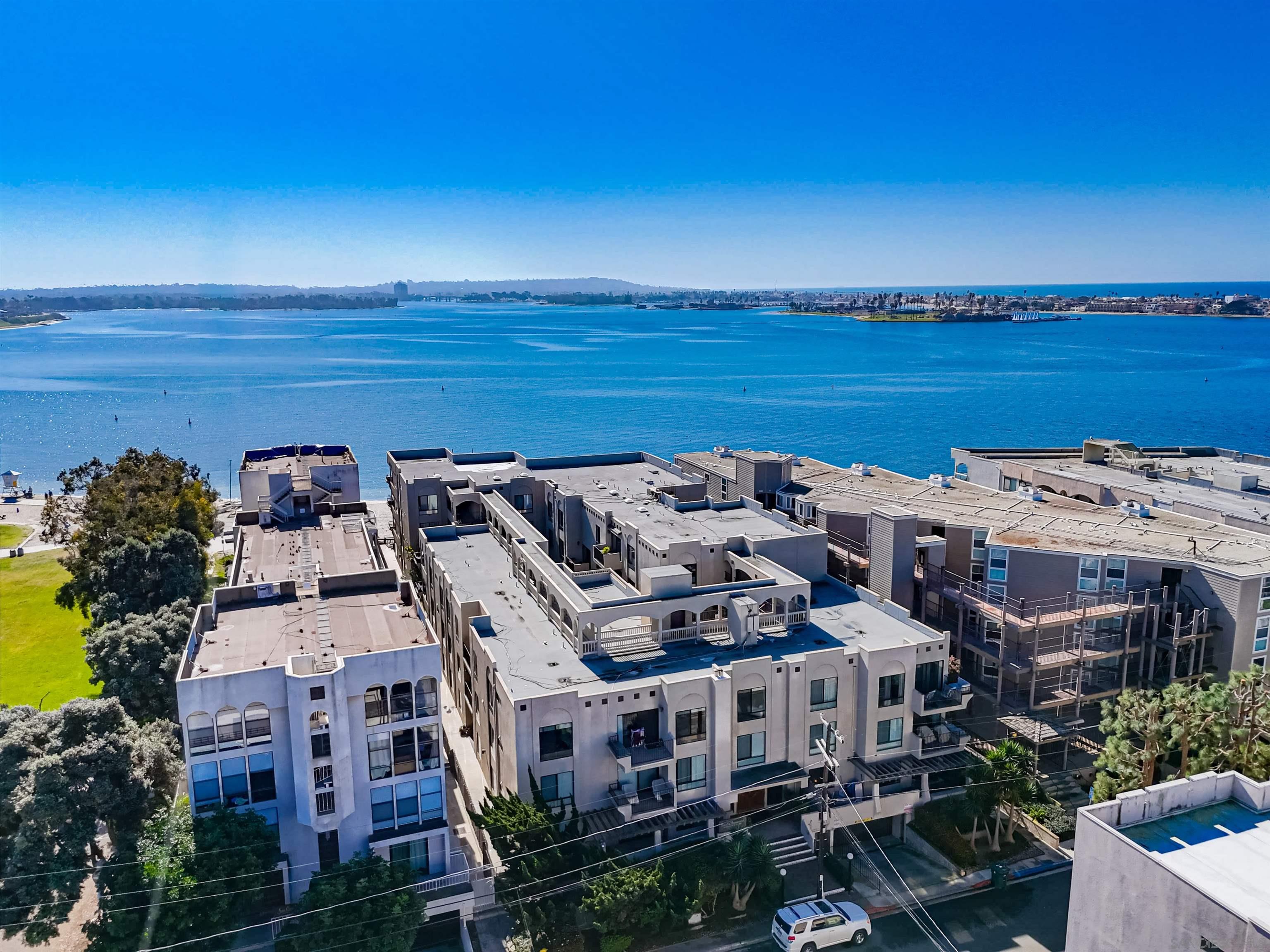 Detail Gallery Image 32 of 32 For 1235  Parker Pl  1f,  San Diego,  CA 92109 - 2 Beds | 2 Baths