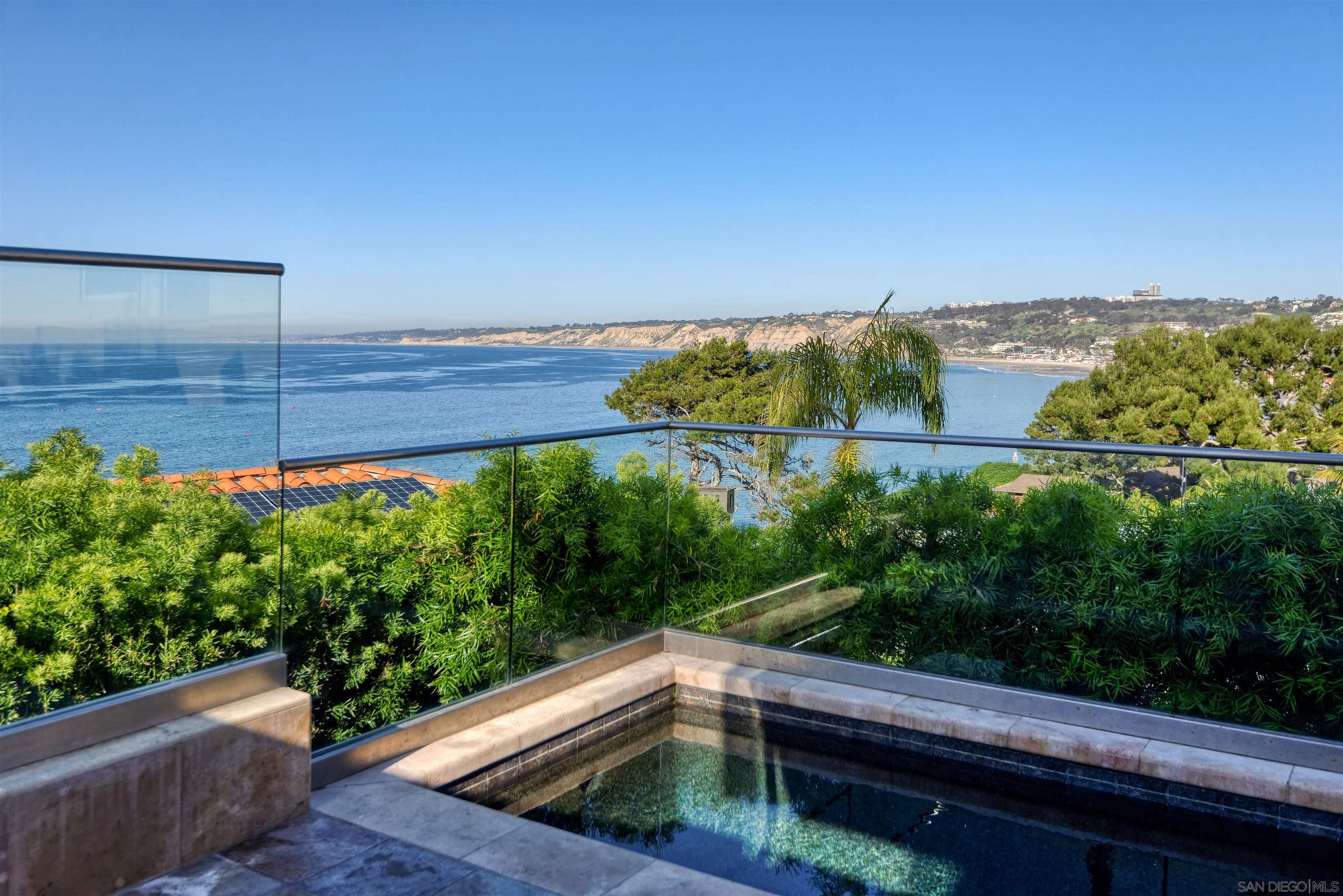 Detail Gallery Image 23 of 32 For 7825  Prospect Pl, La Jolla,  CA 92037 - 4 Beds | 4/2 Baths