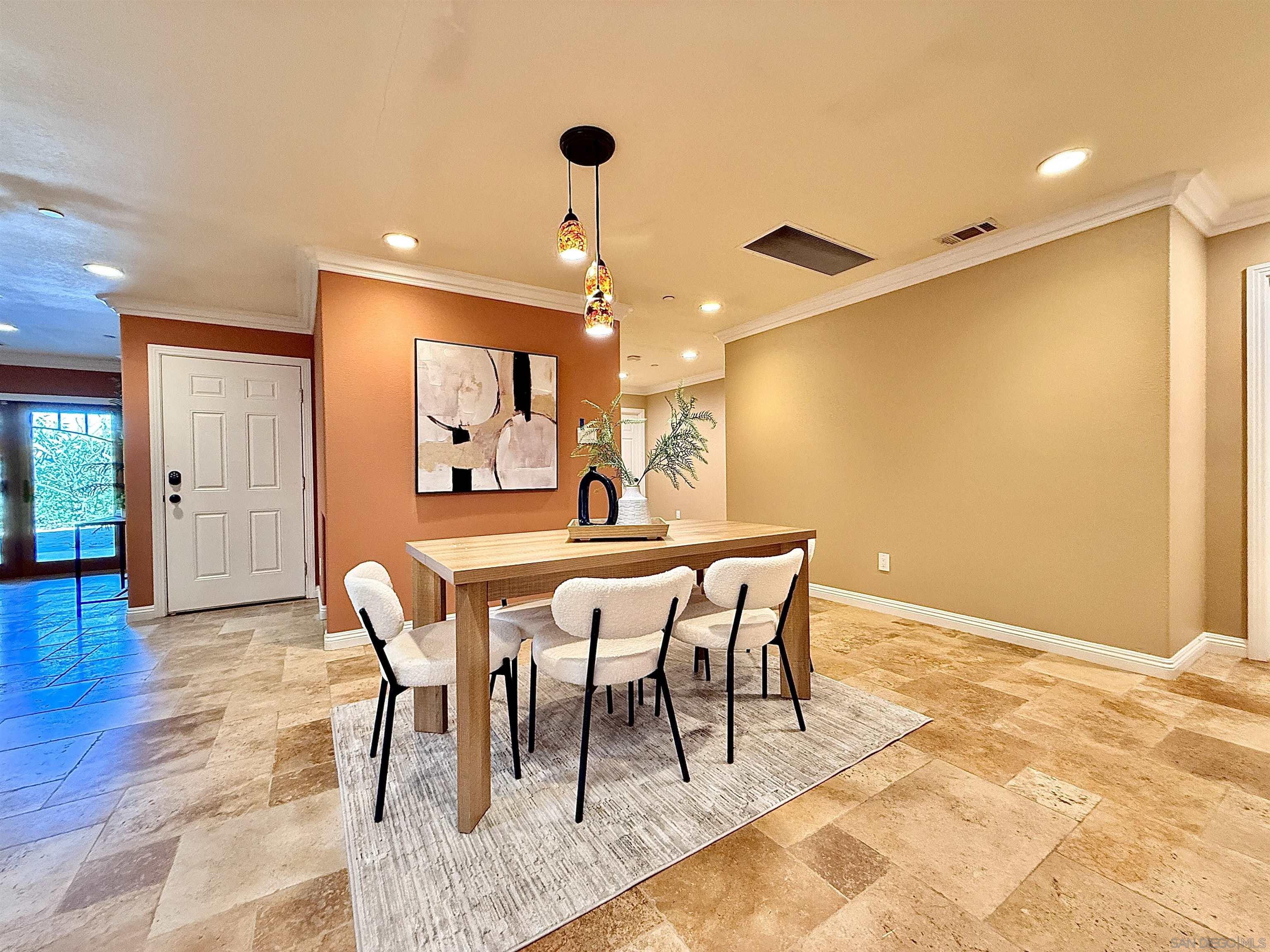 Detail Gallery Image 15 of 36 For 8364  Lake Ashwood Ave, San Diego,  CA 92119 - 4 Beds | 2/1 Baths