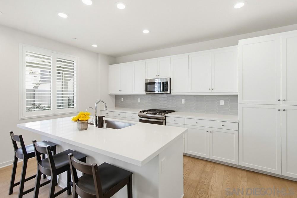 Detail Gallery Image 14 of 63 For 27740  Heritage Lane, Valley Center,  CA 92082 - 4 Beds | 3 Baths