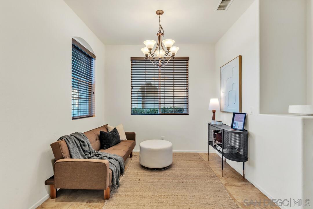 Detail Gallery Image 20 of 68 For 1738  Barbour Ave., Chula Vista,  CA 91913 - 5 Beds | 3/1 Baths