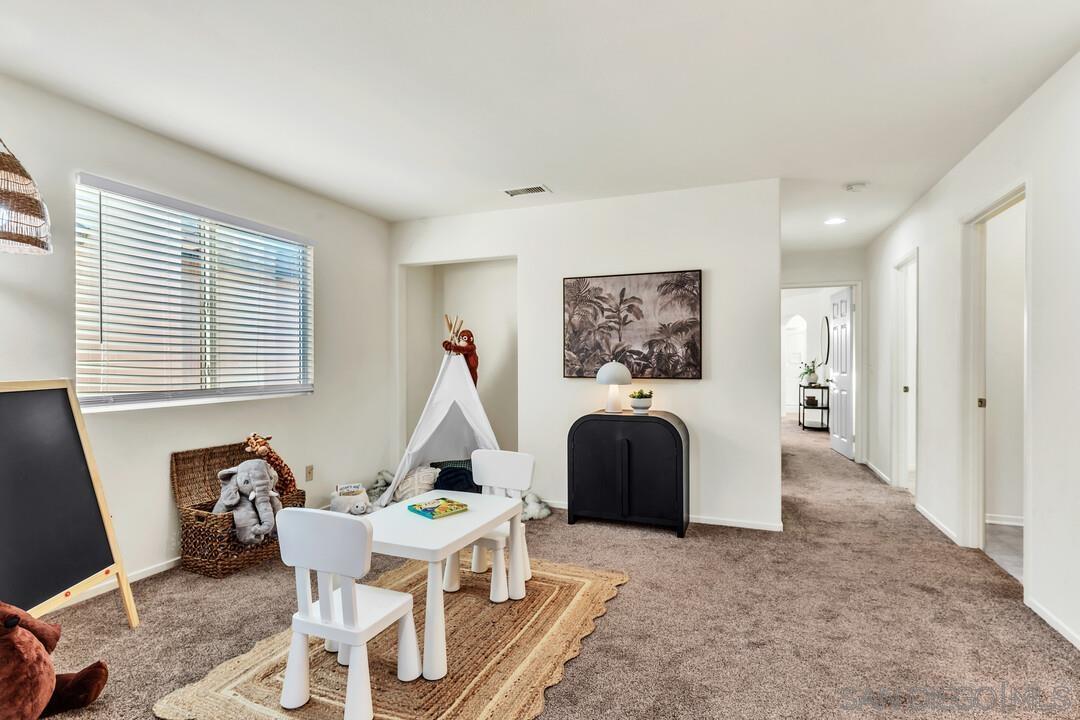 Detail Gallery Image 40 of 68 For 1738  Barbour Ave., Chula Vista,  CA 91913 - 5 Beds | 3/1 Baths