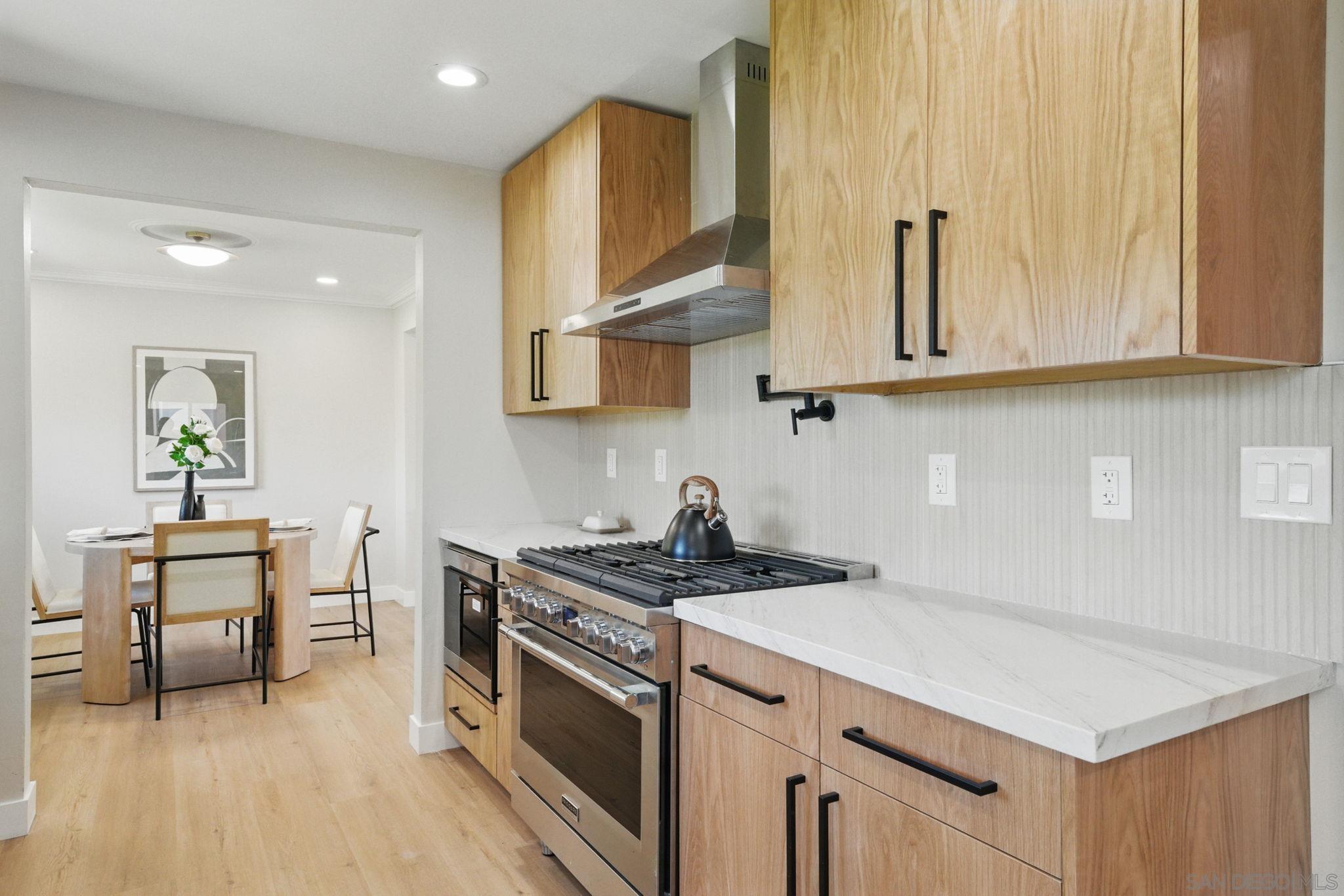 Detail Gallery Image 10 of 28 For 5460  Gilbert Dr, San Diego,  CA 92115 - 3 Beds | 2 Baths