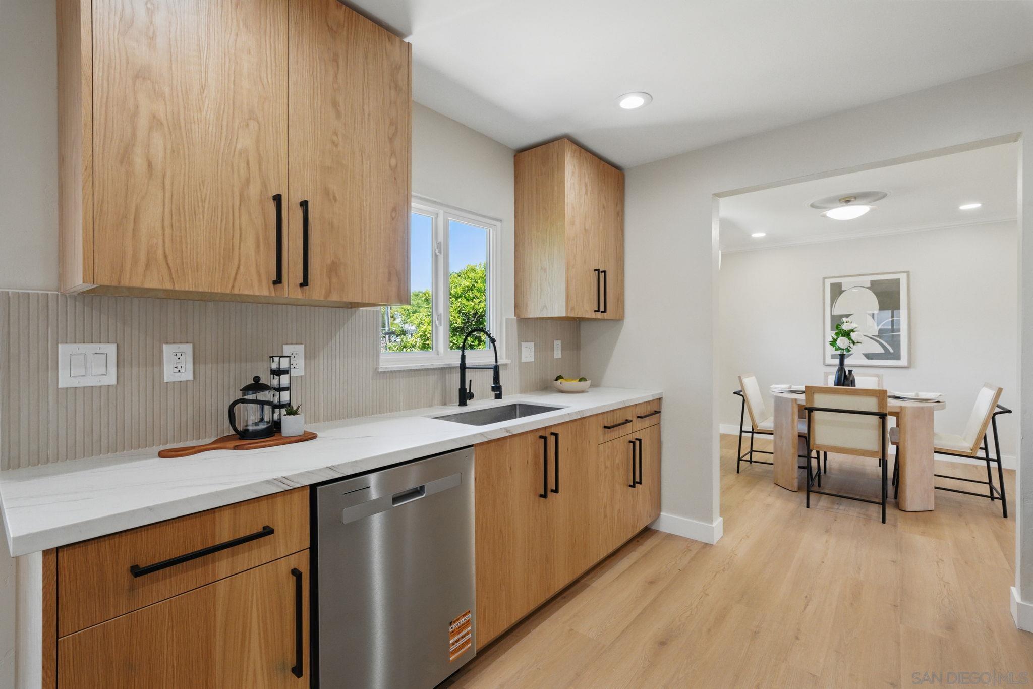 Detail Gallery Image 11 of 28 For 5460  Gilbert Dr, San Diego,  CA 92115 - 3 Beds | 2 Baths