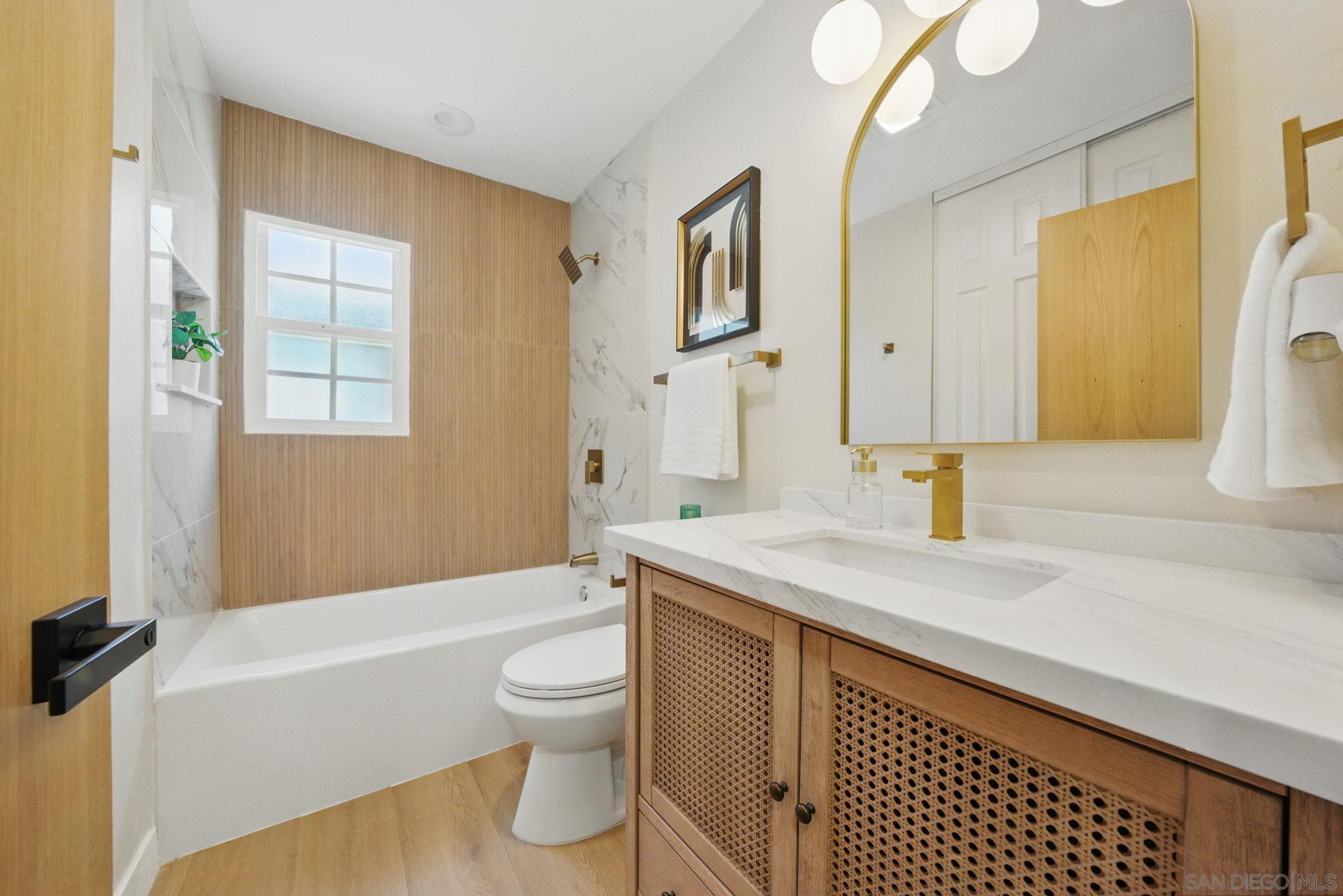 Detail Gallery Image 17 of 28 For 5460  Gilbert Dr, San Diego,  CA 92115 - 3 Beds | 2 Baths