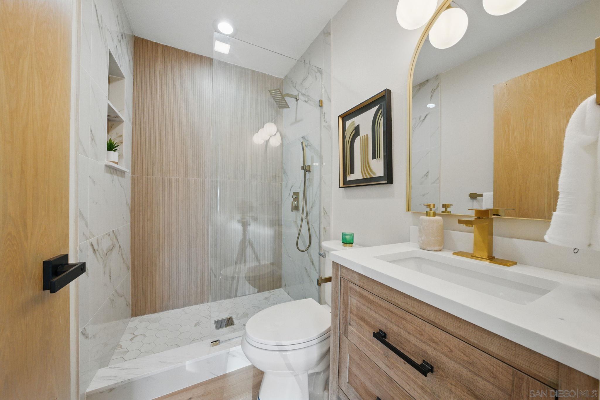 Detail Gallery Image 18 of 28 For 5460  Gilbert Dr, San Diego,  CA 92115 - 3 Beds | 2 Baths