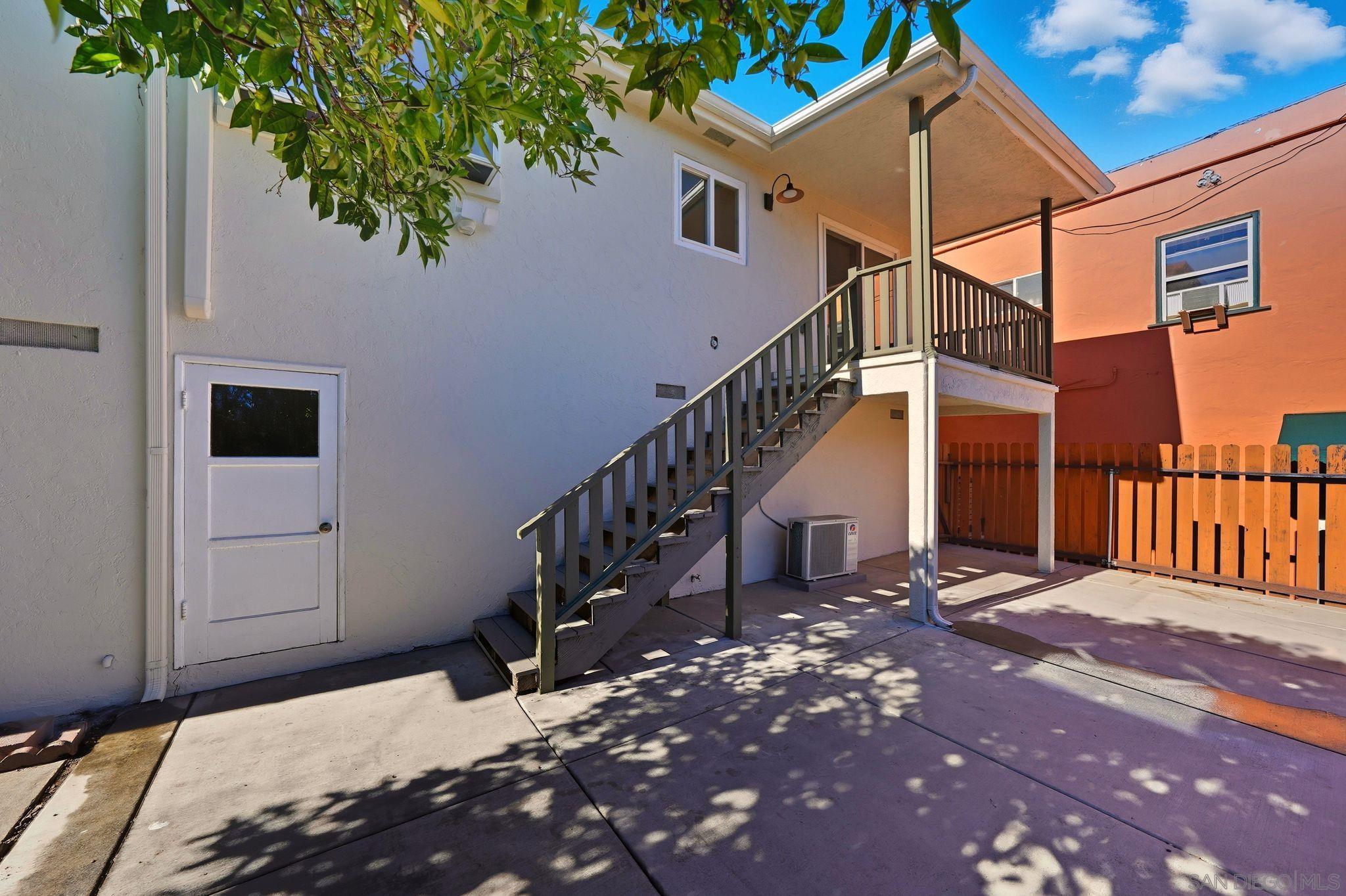 Detail Gallery Image 24 of 28 For 5460  Gilbert Dr, San Diego,  CA 92115 - 3 Beds | 2 Baths