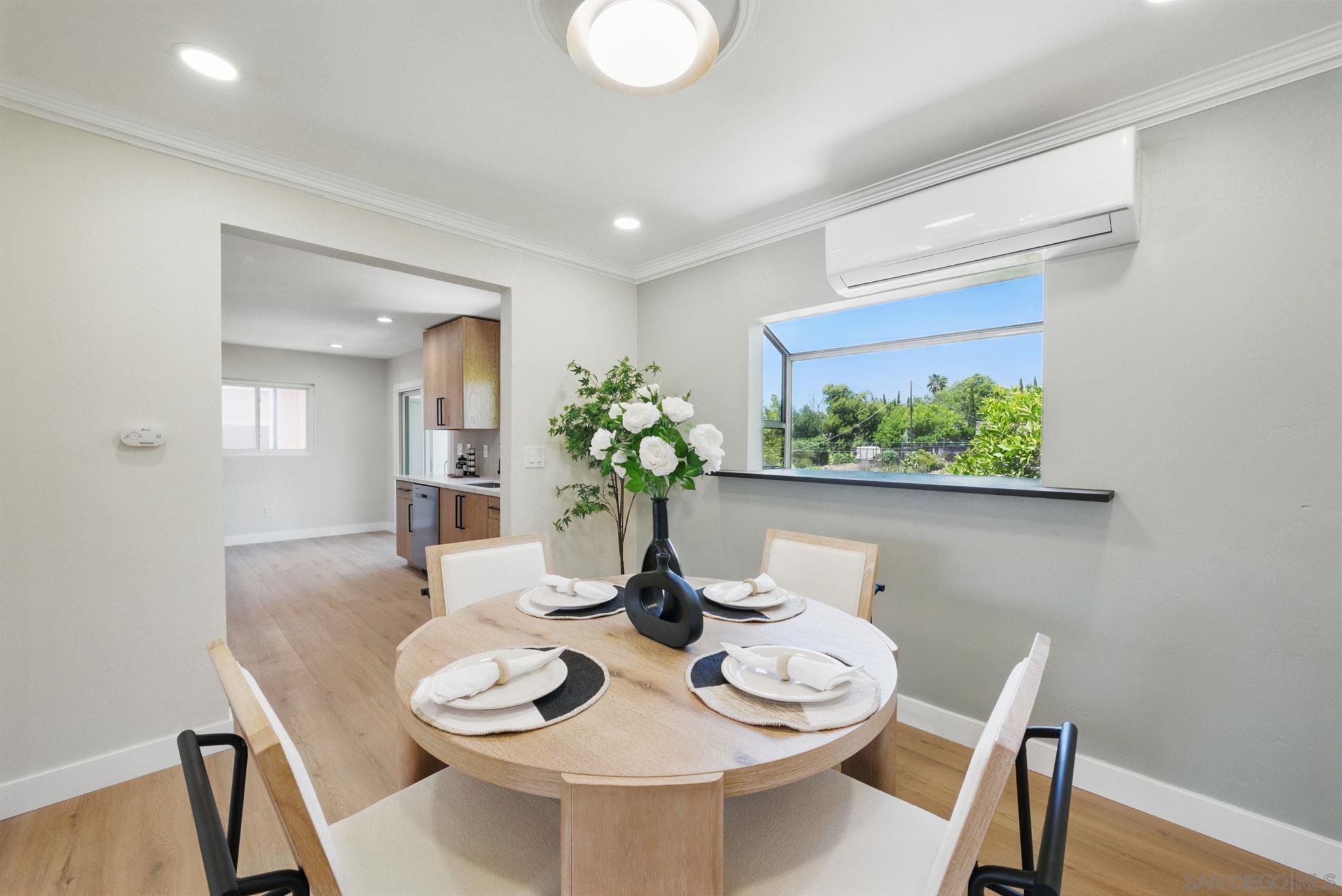 Detail Gallery Image 9 of 28 For 5460  Gilbert Dr, San Diego,  CA 92115 - 3 Beds | 2 Baths