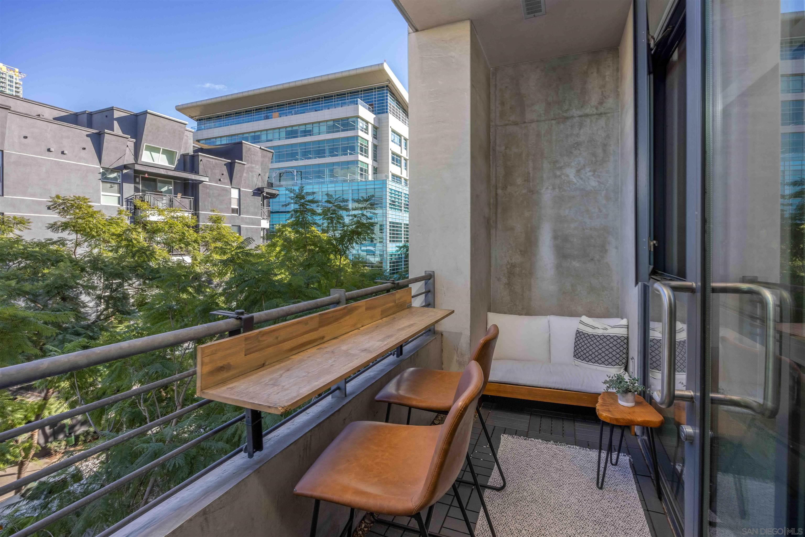 Detail Gallery Image 19 of 50 For 1050  Island Ave.  404, San Diego,  CA 92101 - 1 Beds | 2 Baths