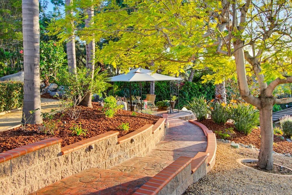 Detail Gallery Image 33 of 46 For 1932  Golden Hill, Vista,  CA 92084 - 4 Beds | 3 Baths