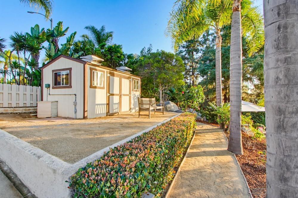 Detail Gallery Image 35 of 46 For 1932  Golden Hill, Vista,  CA 92084 - 4 Beds | 3 Baths