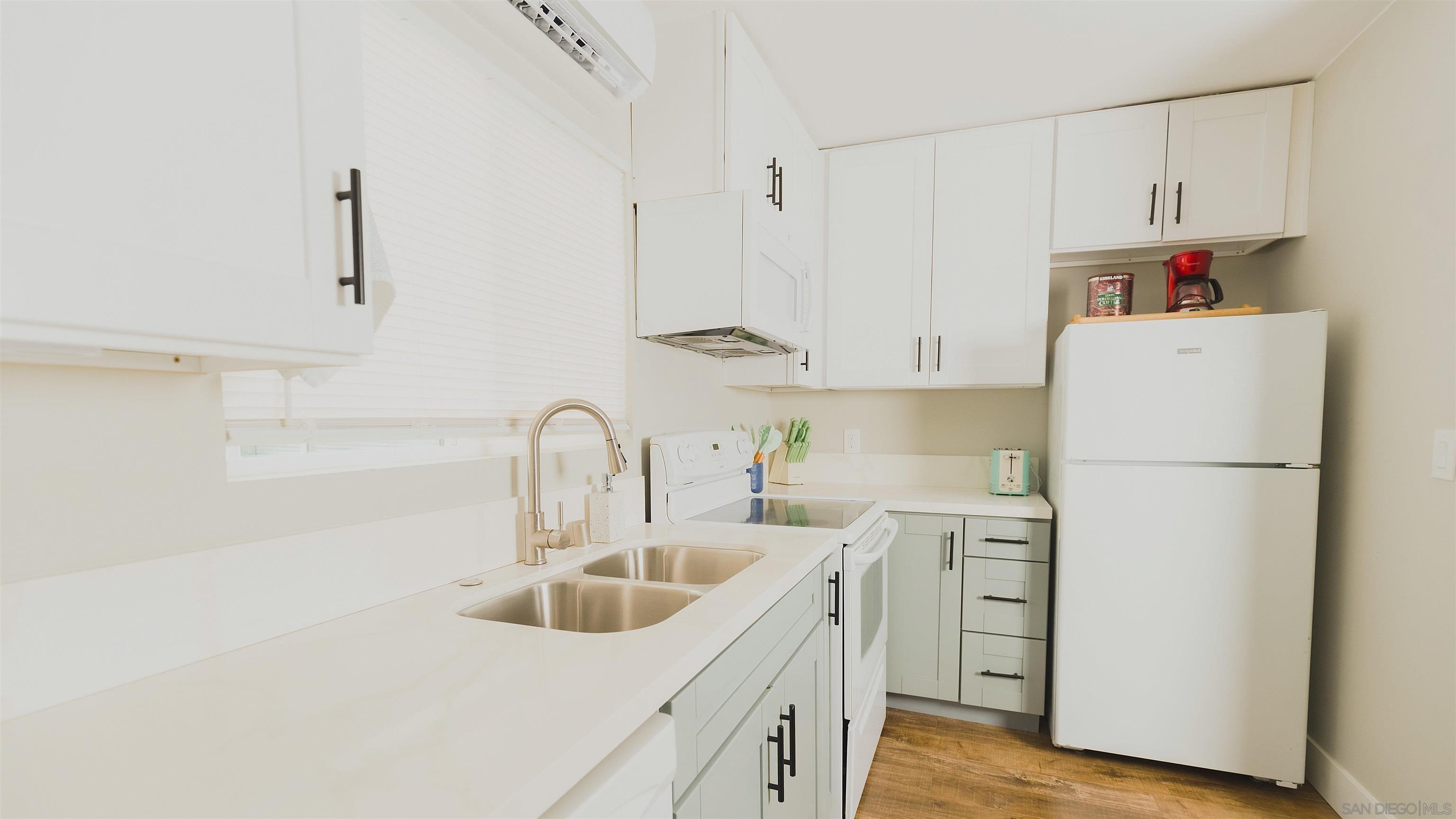 Detail Gallery Image 14 of 42 For 3658-3664  Marlborough Ave., San Diego,  CA 92105 - – Beds | – Baths