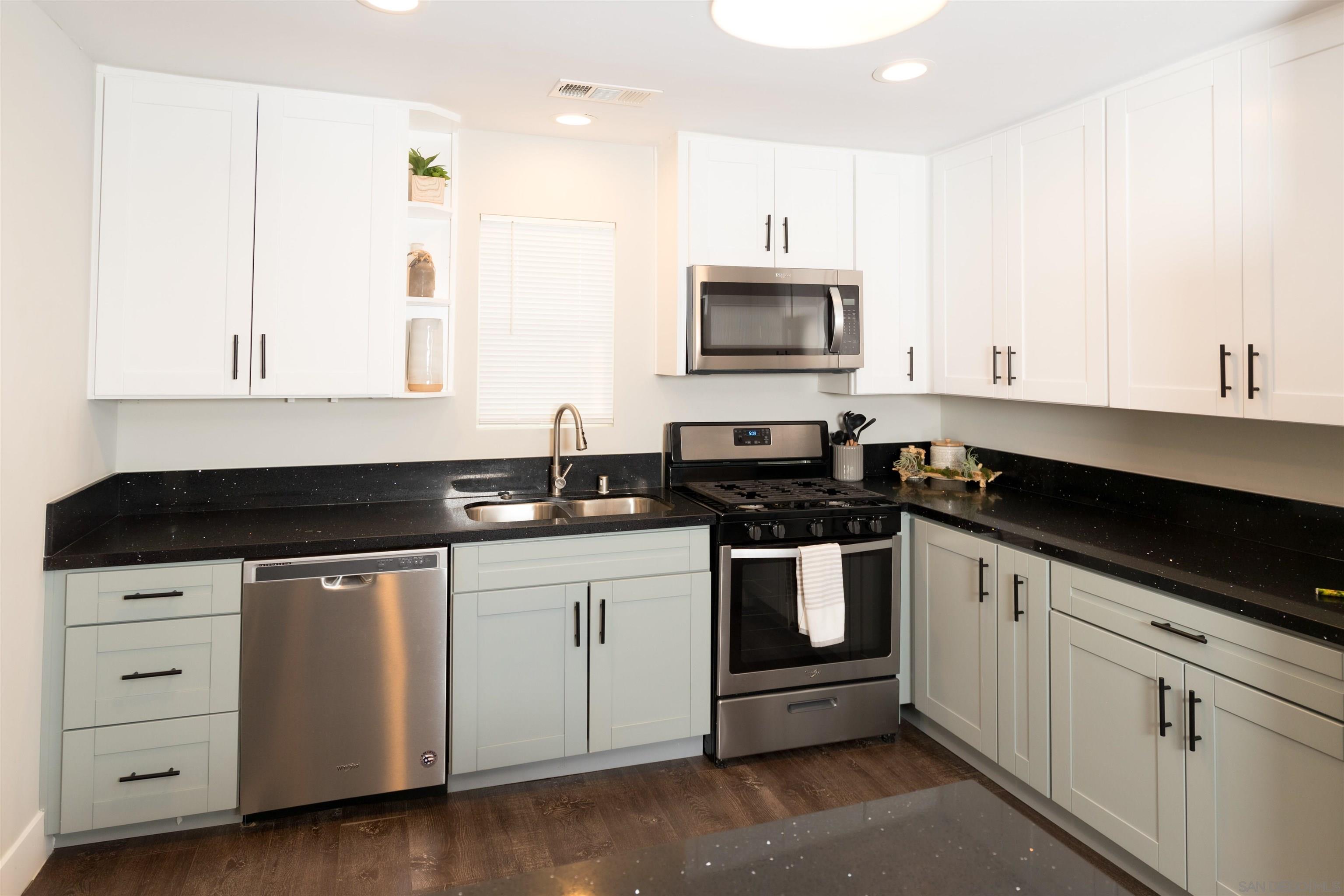 Detail Gallery Image 30 of 42 For 3658-3664  Marlborough Ave., San Diego,  CA 92105 - – Beds | – Baths