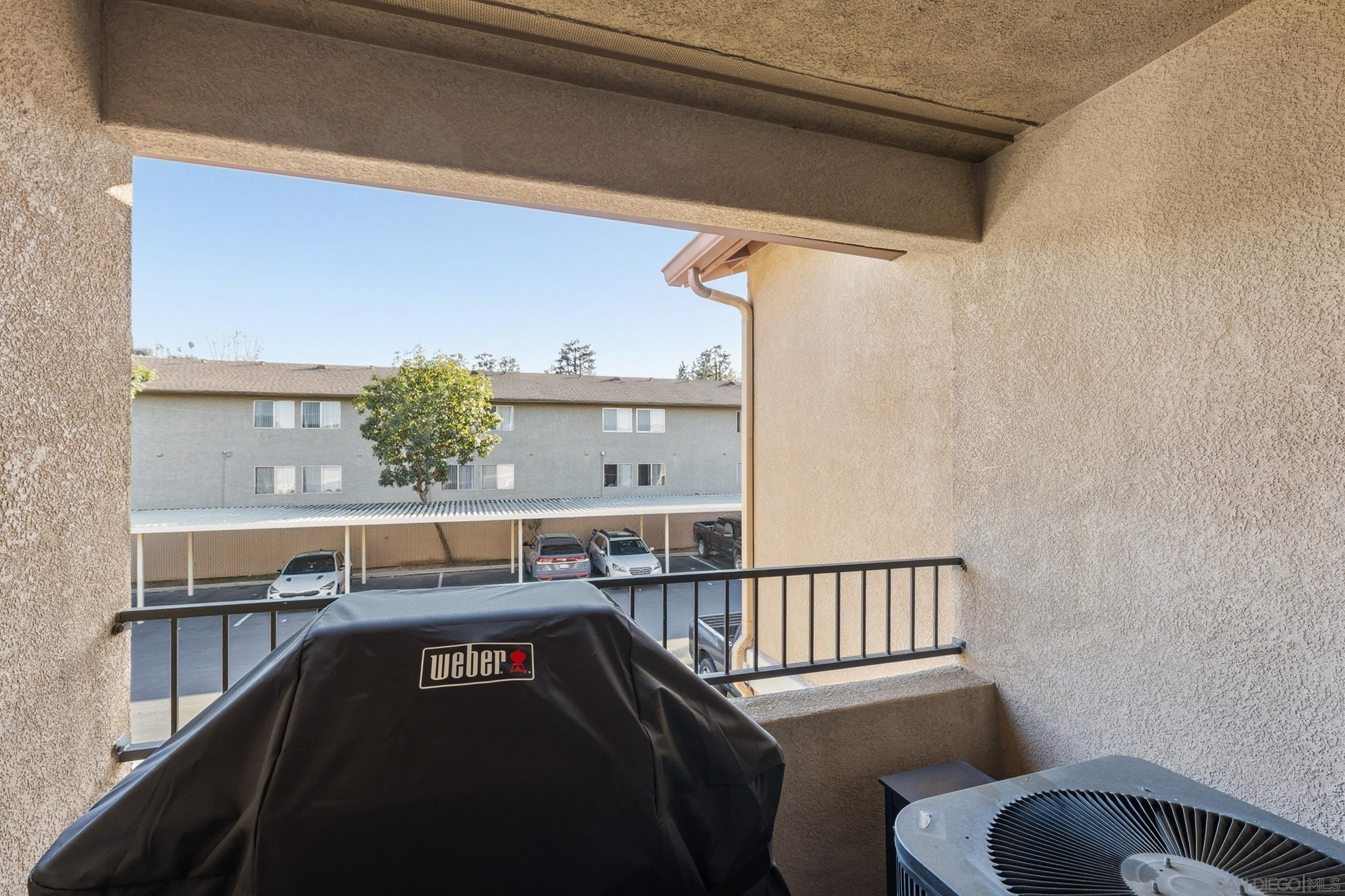 Detail Gallery Image 15 of 24 For 9728  Marilla Dr  #805,  Lakeside,  CA 92040 - 1 Beds | 1 Baths
