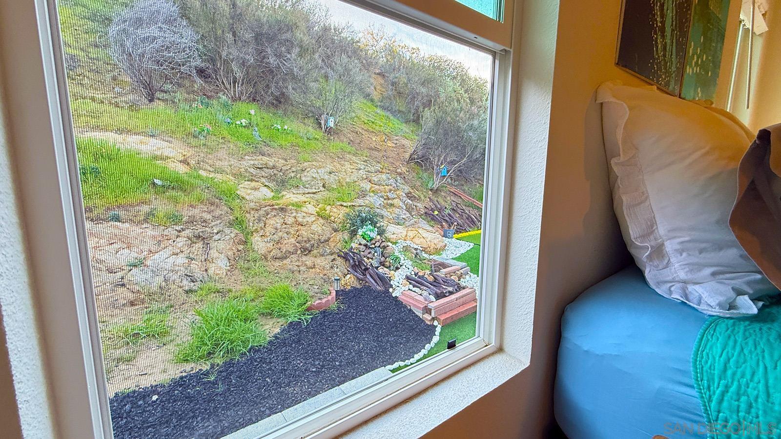 Detail Gallery Image 13 of 47 For 35109  Highway 79  Space #10,  Warner Springs,  CA 92086 - 3 Beds | 2 Baths