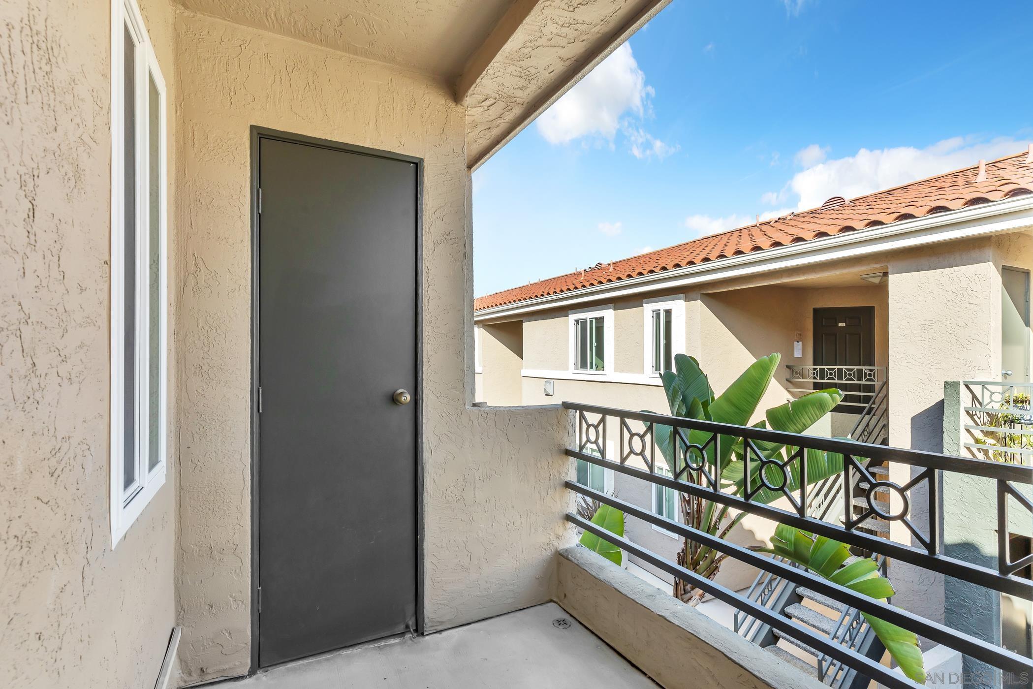 Detail Gallery Image 27 of 38 For 7545  Charmant Dr  #1322,  San Diego,  CA 92122 - 1 Beds | 1 Baths