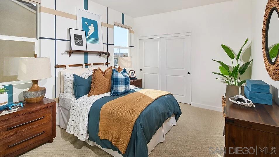 Detail Gallery Image 12 of 26 For 130  Mellano Way, Oceanside,  CA 92057 - 4 Beds | 4 Baths