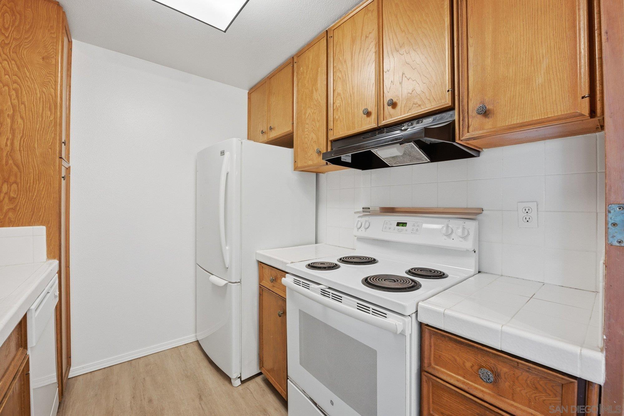 Detail Gallery Image 12 of 29 For 6455  La Jolla Blvd  #155,  La Jolla,  CA 92037 - 2 Beds | 2 Baths