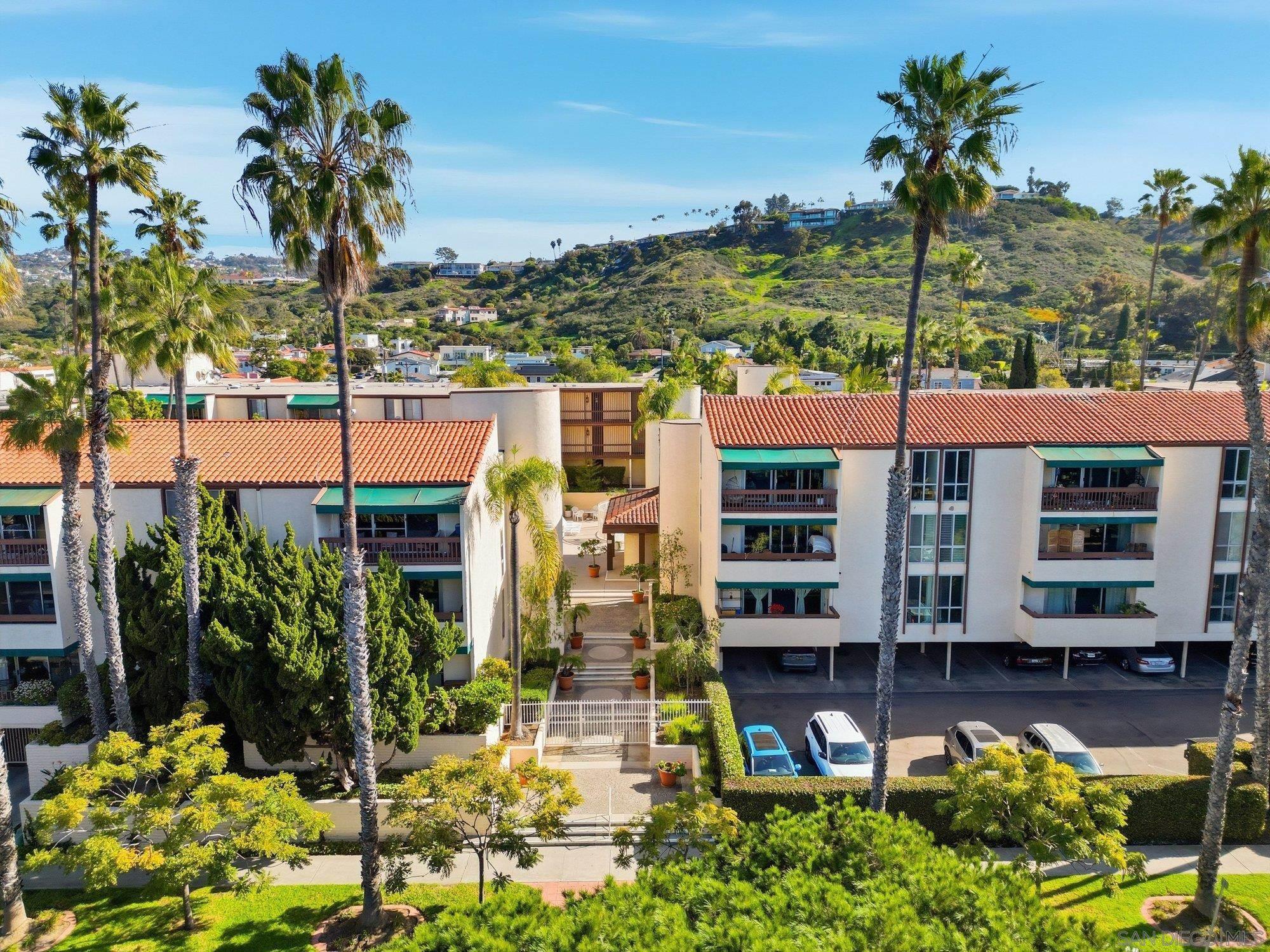 Detail Gallery Image 21 of 29 For 6455  La Jolla Blvd  #155,  La Jolla,  CA 92037 - 2 Beds | 2 Baths