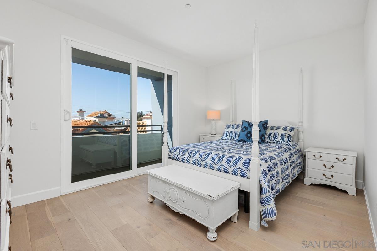 Detail Gallery Image 17 of 44 For 401 N Coast Hwy  #210,  Oceanside,  CA 92054 - 3 Beds | 3 Baths