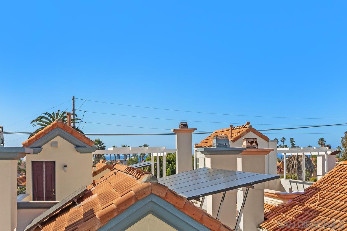 Detail Gallery Image 22 of 44 For 401 N Coast Hwy  #210,  Oceanside,  CA 92054 - 3 Beds | 3 Baths