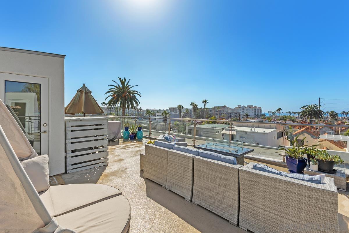 Detail Gallery Image 30 of 44 For 401 N Coast Hwy  #210,  Oceanside,  CA 92054 - 3 Beds | 3 Baths