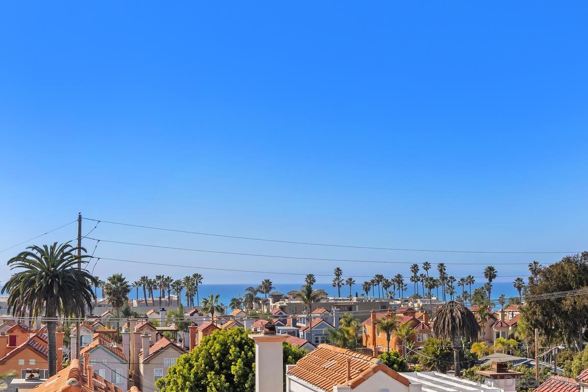 Detail Gallery Image 34 of 44 For 401 N Coast Hwy  #210,  Oceanside,  CA 92054 - 3 Beds | 3 Baths