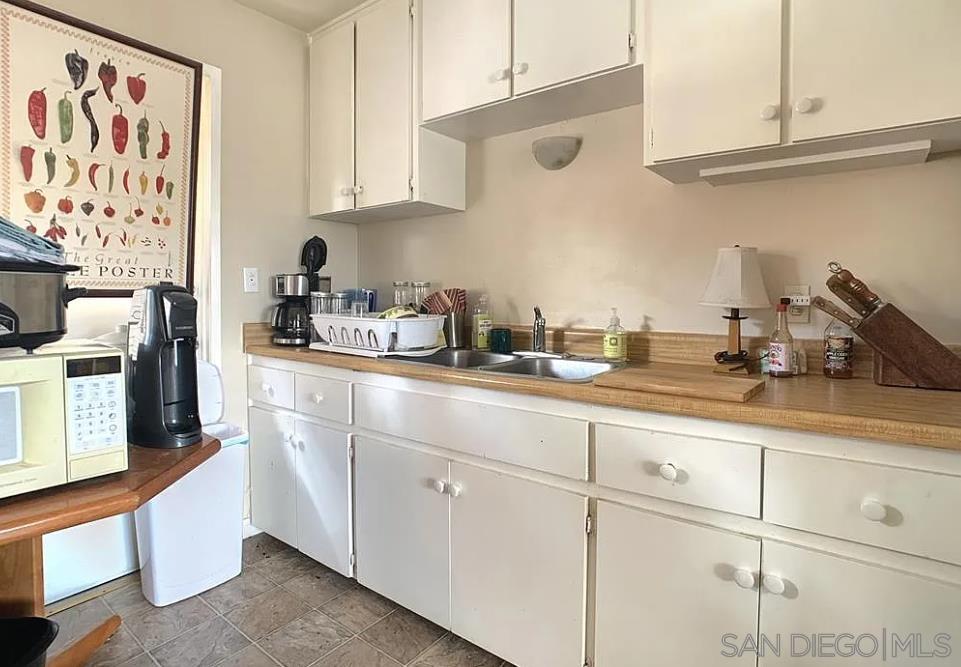 Detail Gallery Image 14 of 24 For 3385  Dwight Street, San Diego,  CA 92104 - – Beds | – Baths