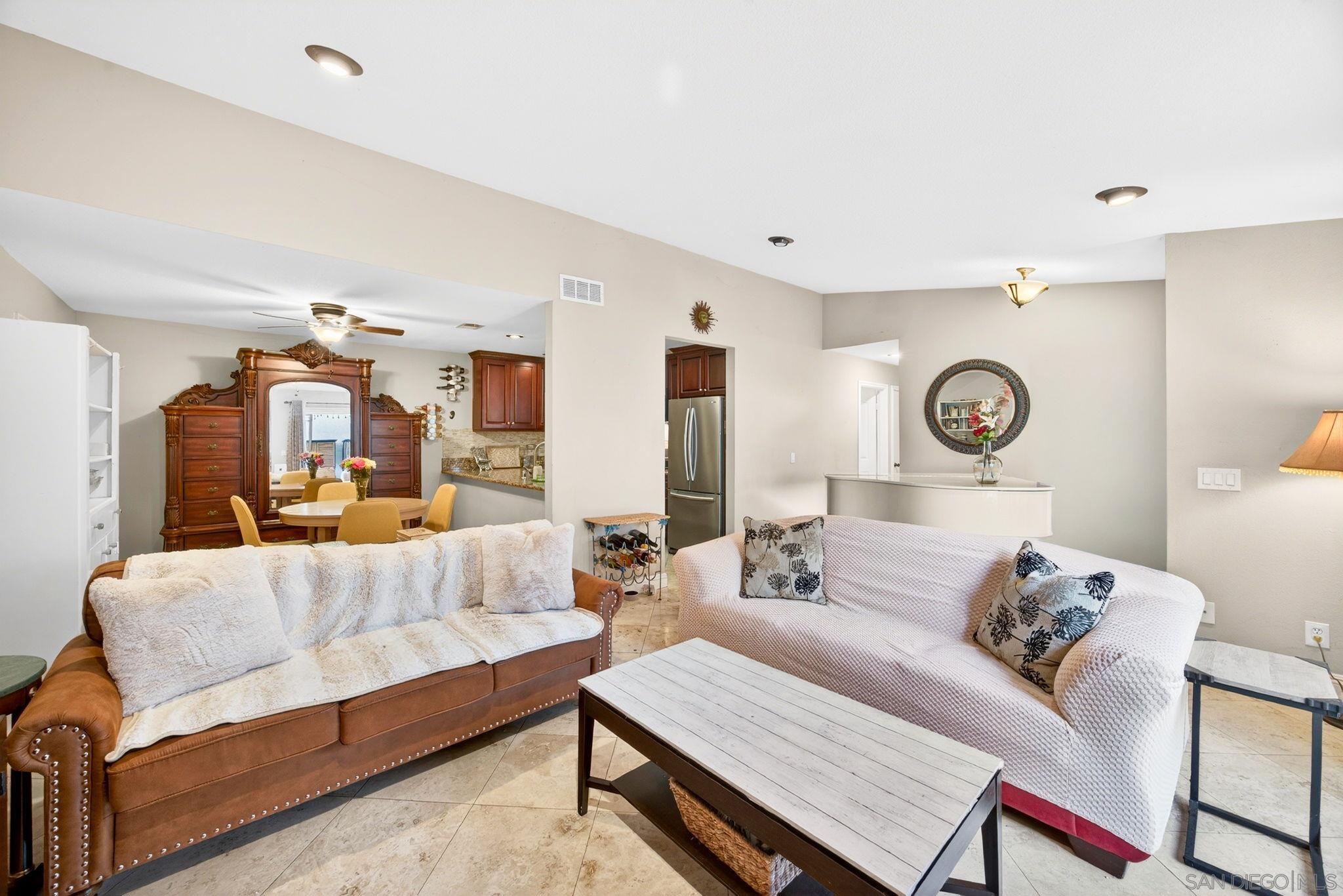 Detail Gallery Image 15 of 46 For 4743  Maclura Street, Oceanside,  CA 92057 - 3 Beds | 2 Baths