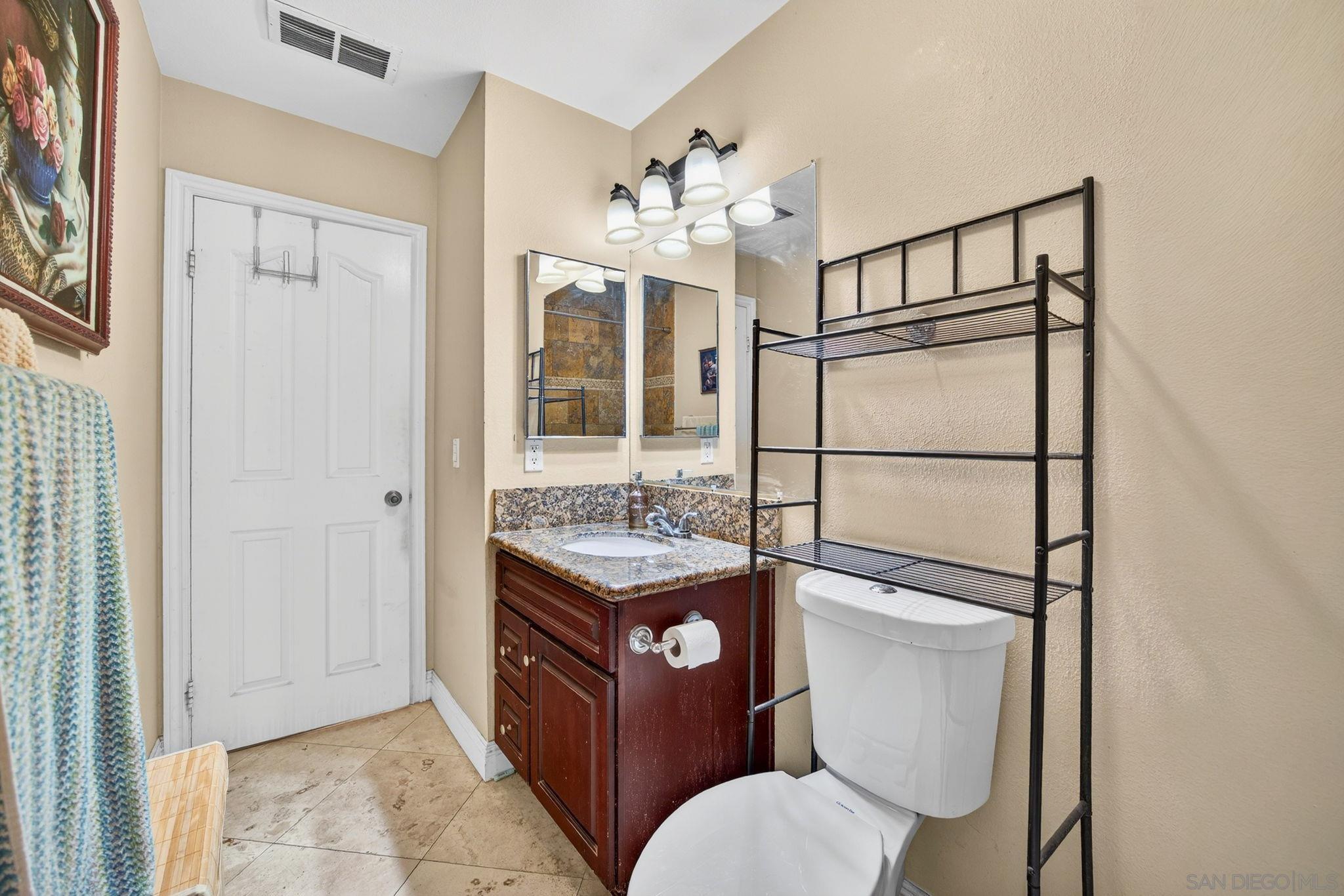 Detail Gallery Image 16 of 46 For 4743  Maclura Street, Oceanside,  CA 92057 - 3 Beds | 2 Baths