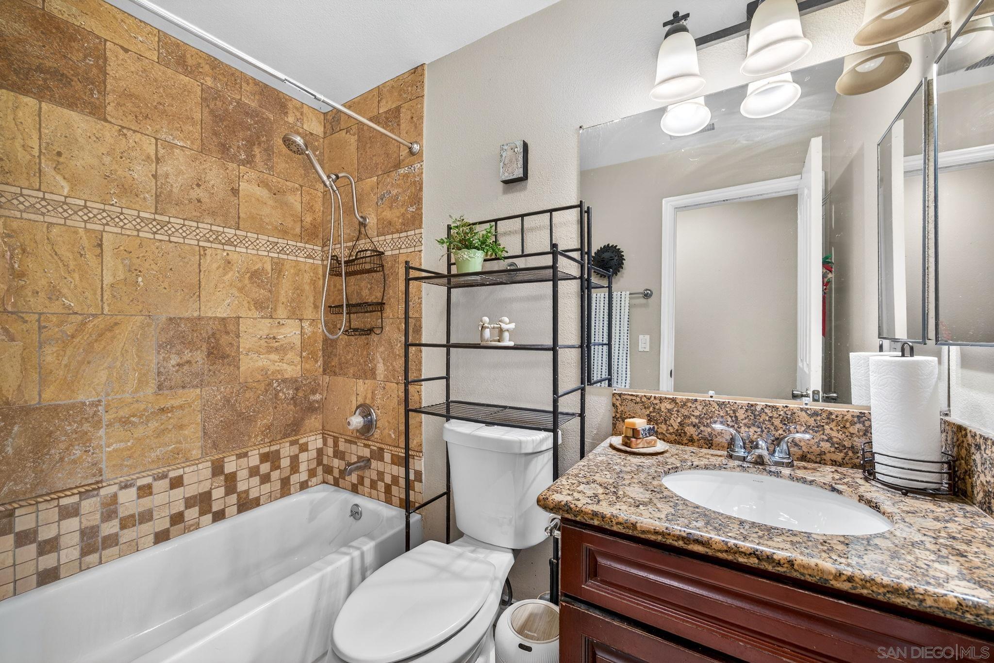 Detail Gallery Image 19 of 46 For 4743  Maclura Street, Oceanside,  CA 92057 - 3 Beds | 2 Baths