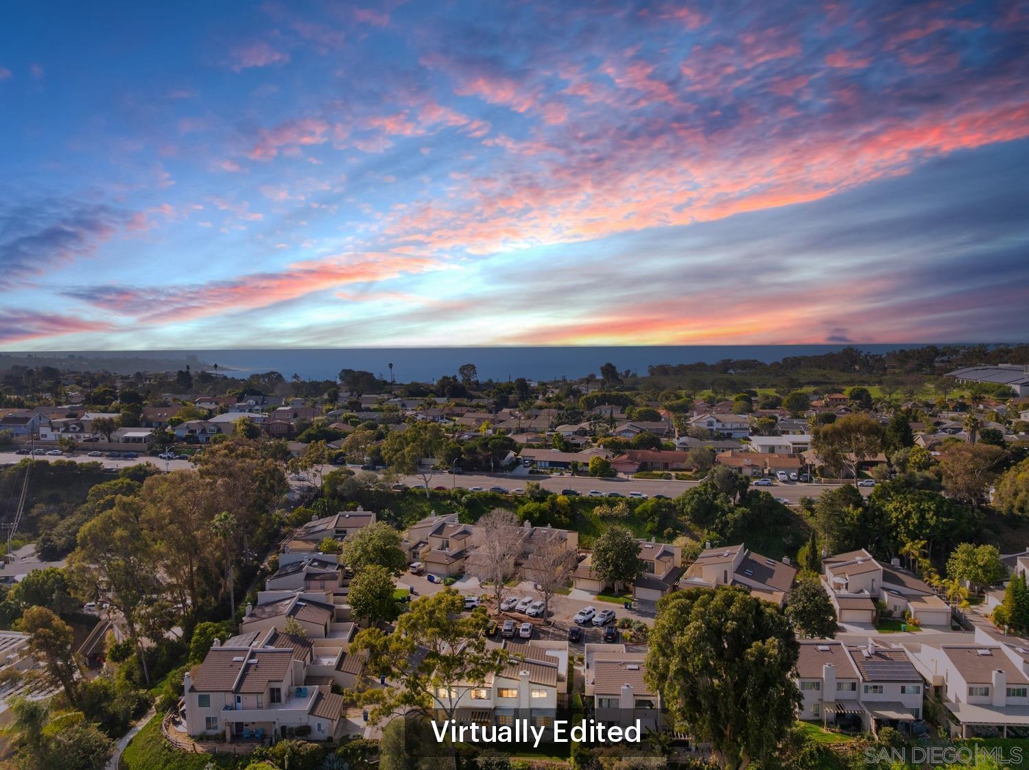 Detail Gallery Image 25 of 32 For 8745  Caminito Sueno, La Jolla,  CA 92037 - 3 Beds | 2/1 Baths