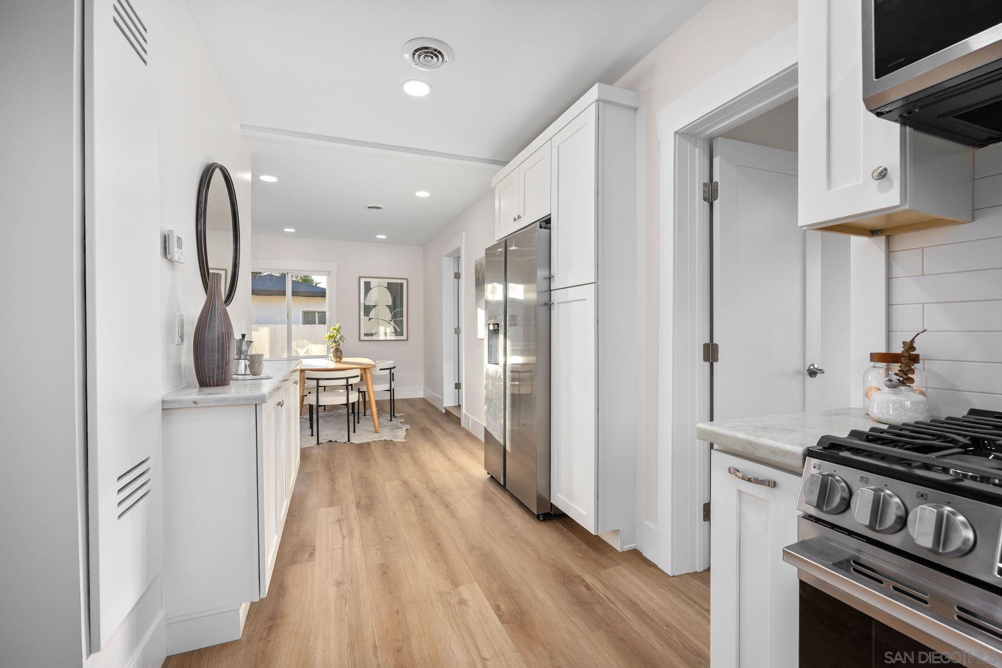 Detail Gallery Image 10 of 23 For 9428  Prospect Ave, Santee,  CA 92071 - 3 Beds | 2/1 Baths