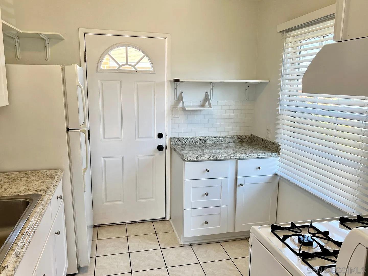 Detail Gallery Image 12 of 19 For 4515  35th Place, San Diego,  CA 92116 - – Beds | – Baths