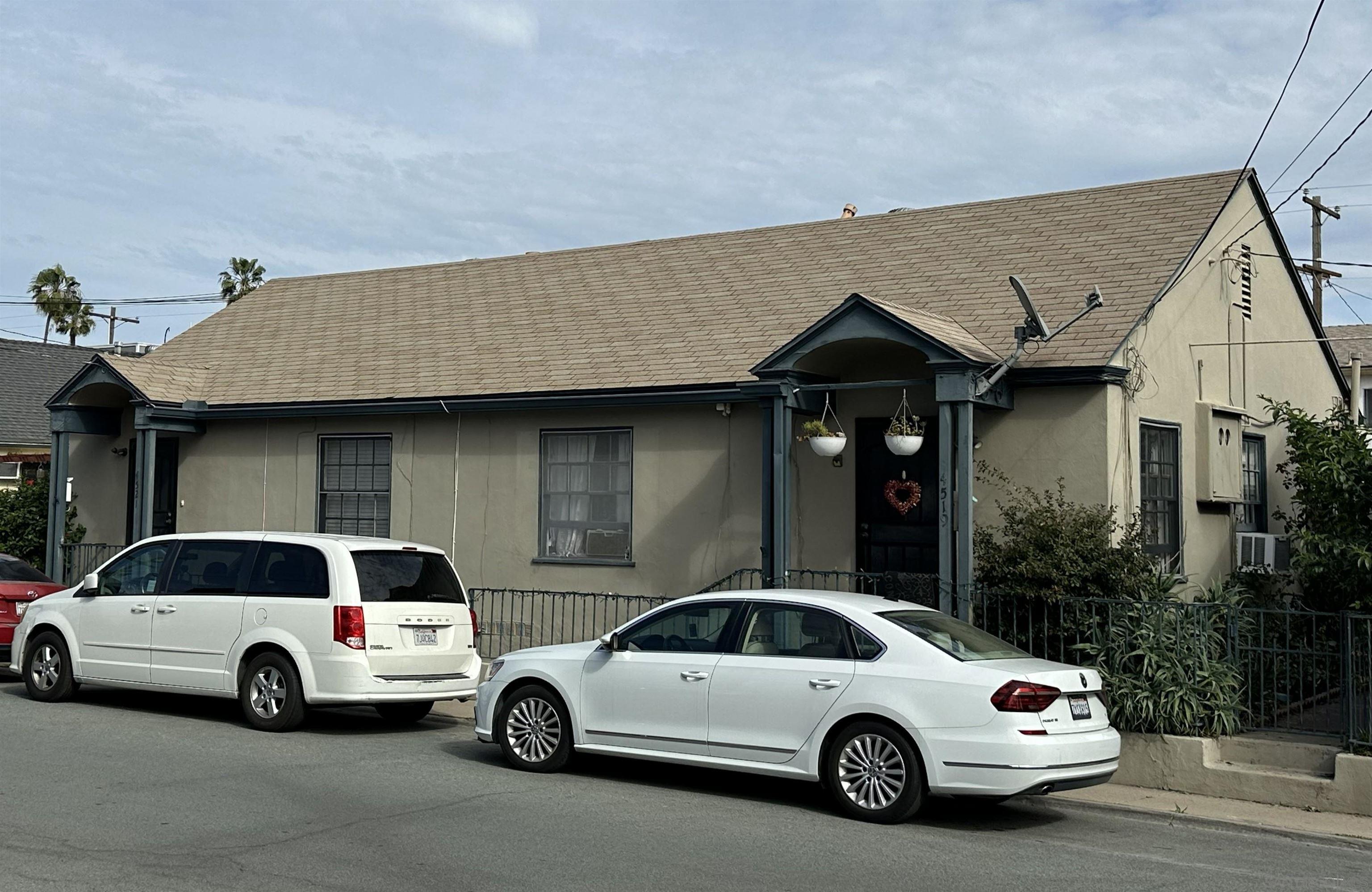 Detail Gallery Image 8 of 40 For 4515  35th Place, San Diego,  CA 92116 - – Beds | – Baths