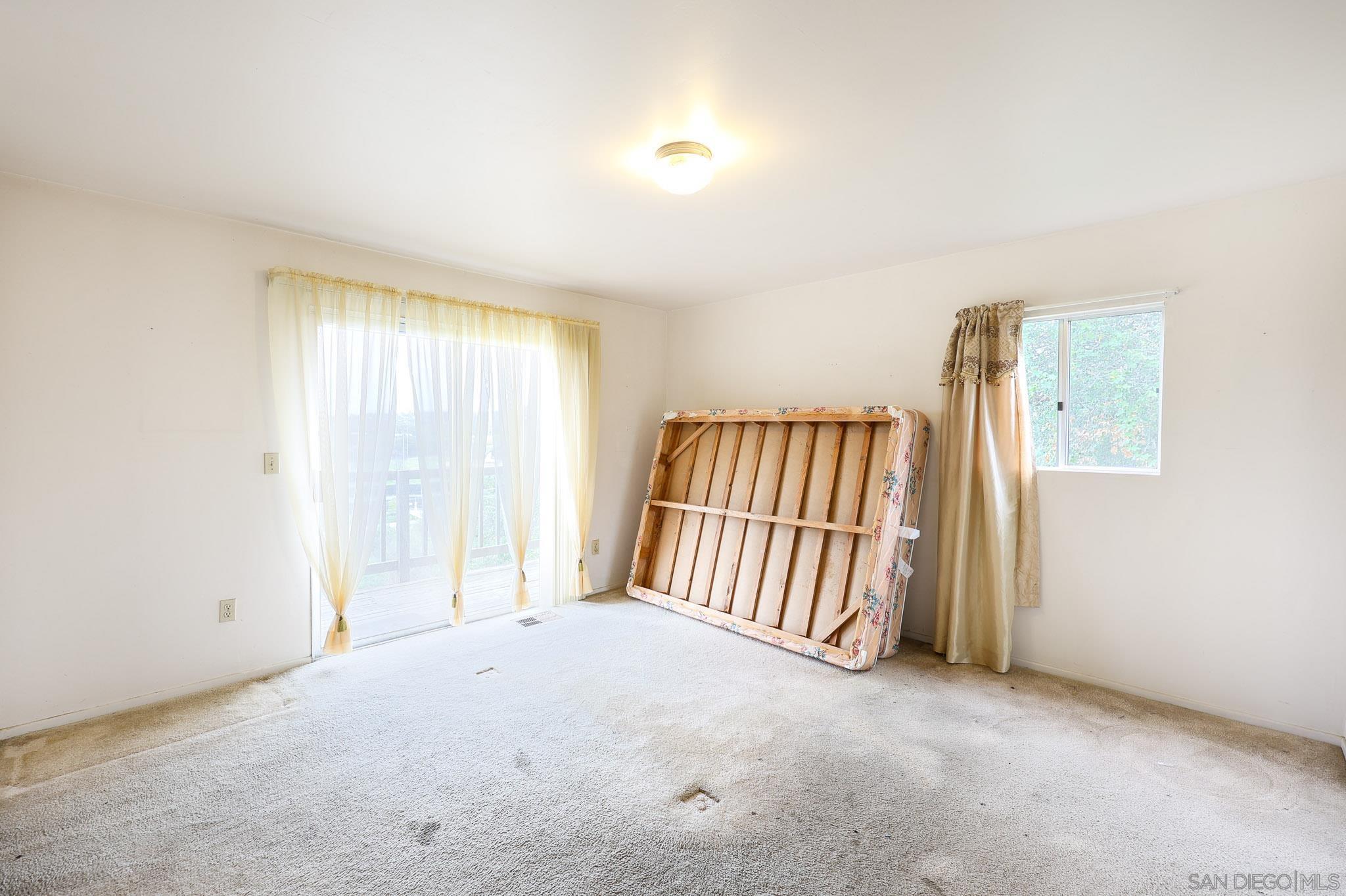 Detail Gallery Image 35 of 57 For 221  Colina Ter, Vista,  CA 92084 - 3 Beds | 2/1 Baths