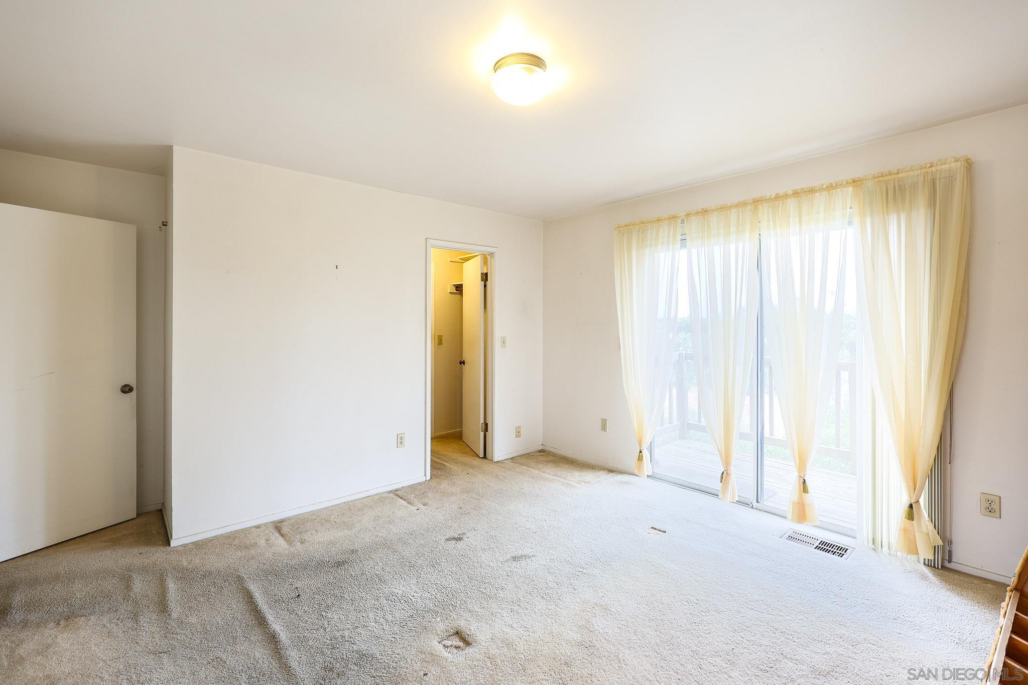 Detail Gallery Image 37 of 57 For 221  Colina Ter, Vista,  CA 92084 - 3 Beds | 2/1 Baths