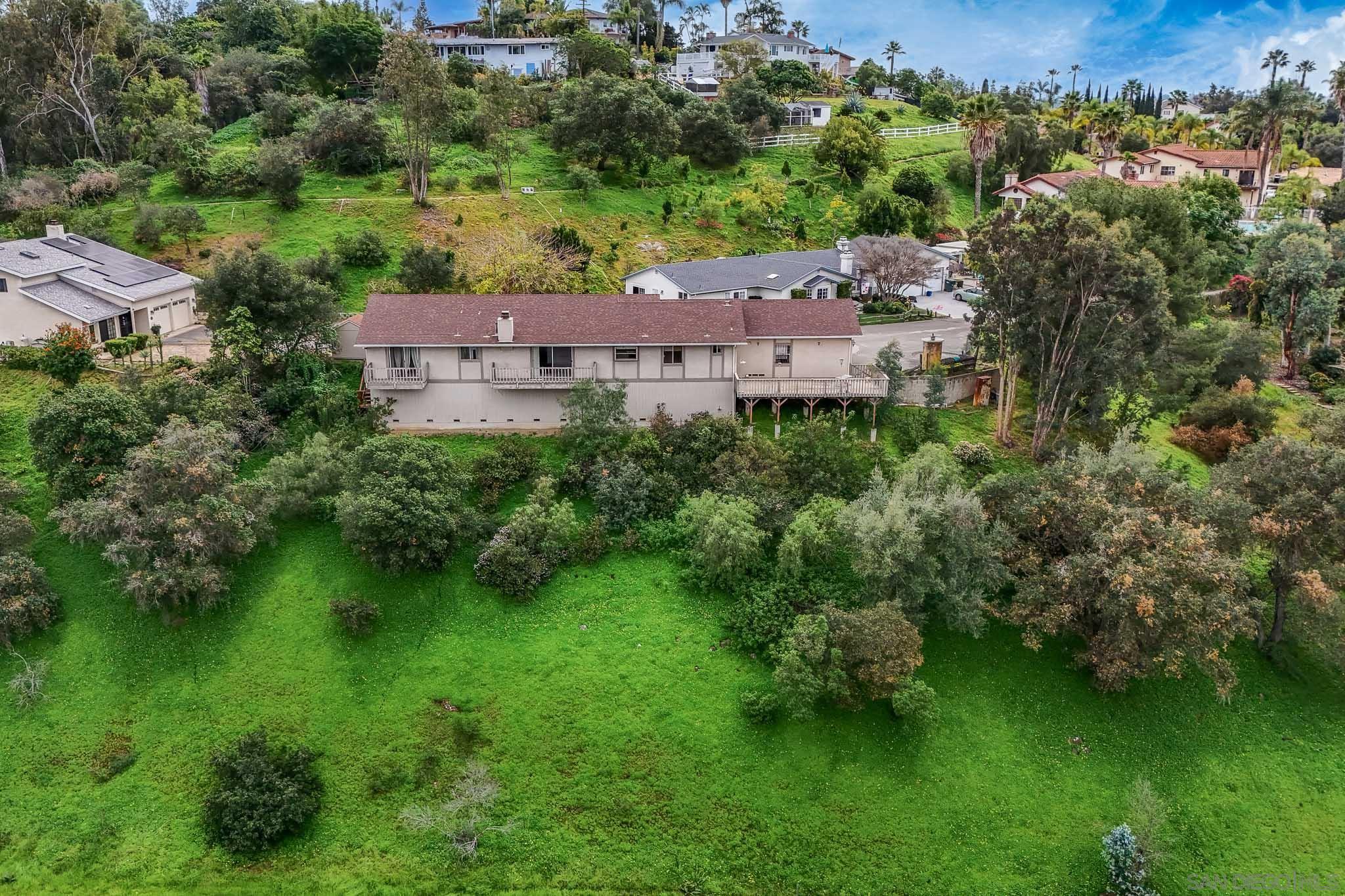 Detail Gallery Image 55 of 57 For 221  Colina Ter, Vista,  CA 92084 - 3 Beds | 2/1 Baths