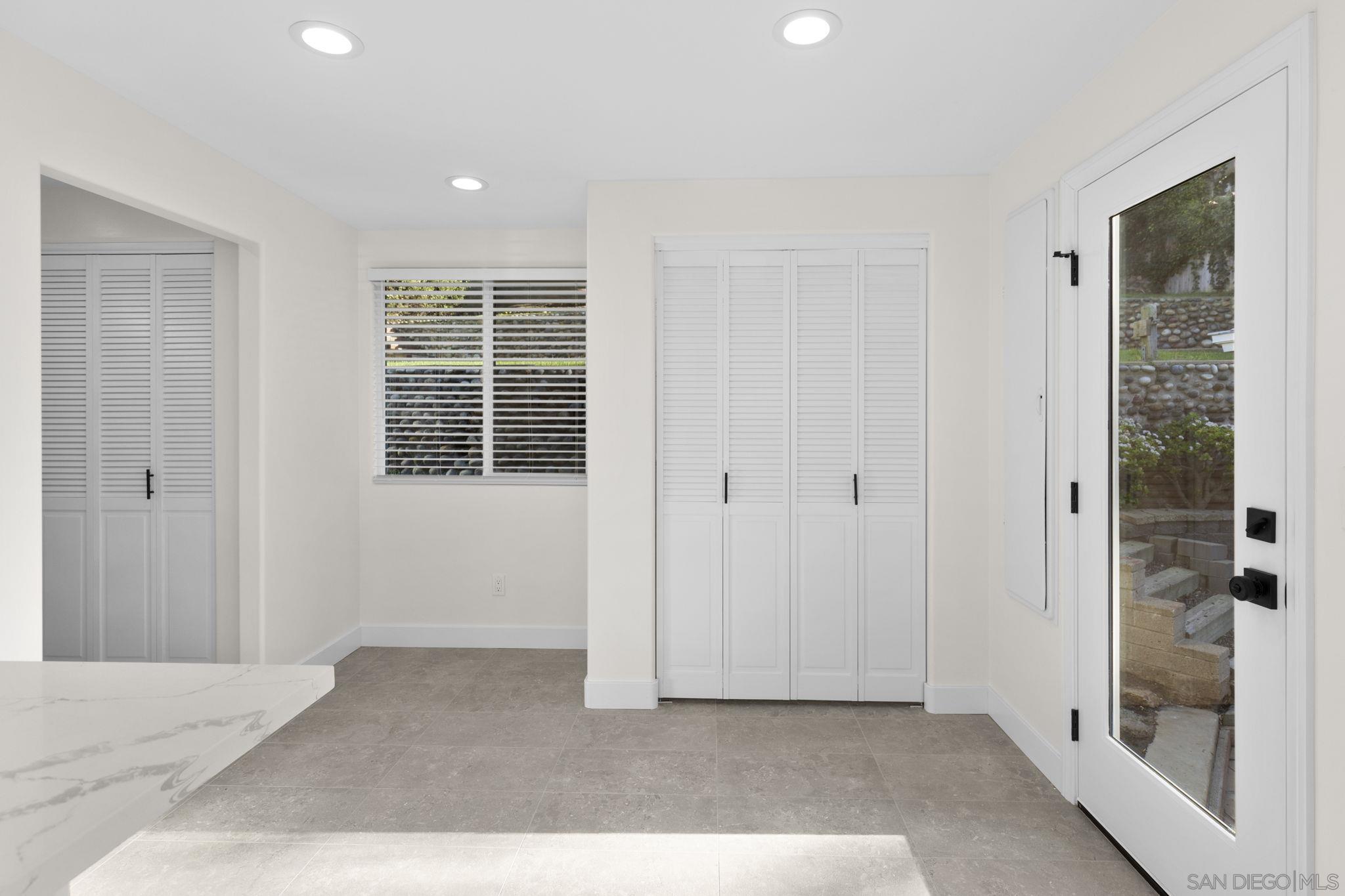 Detail Gallery Image 12 of 23 For 725  Coast Boulevard S, La Jolla,  CA 92037 - 3 Beds | 2 Baths