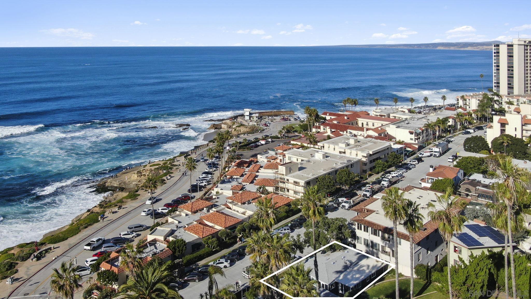 Detail Gallery Image 4 of 23 For 725  Coast Boulevard S, La Jolla,  CA 92037 - 3 Beds | 2 Baths