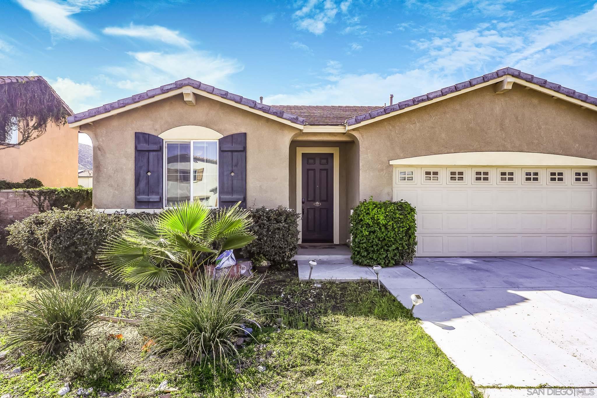 Detail Gallery Image 5 of 30 For 29437  Big Country Ct, Winchester,  CA 92596 - 3 Beds | 2 Baths